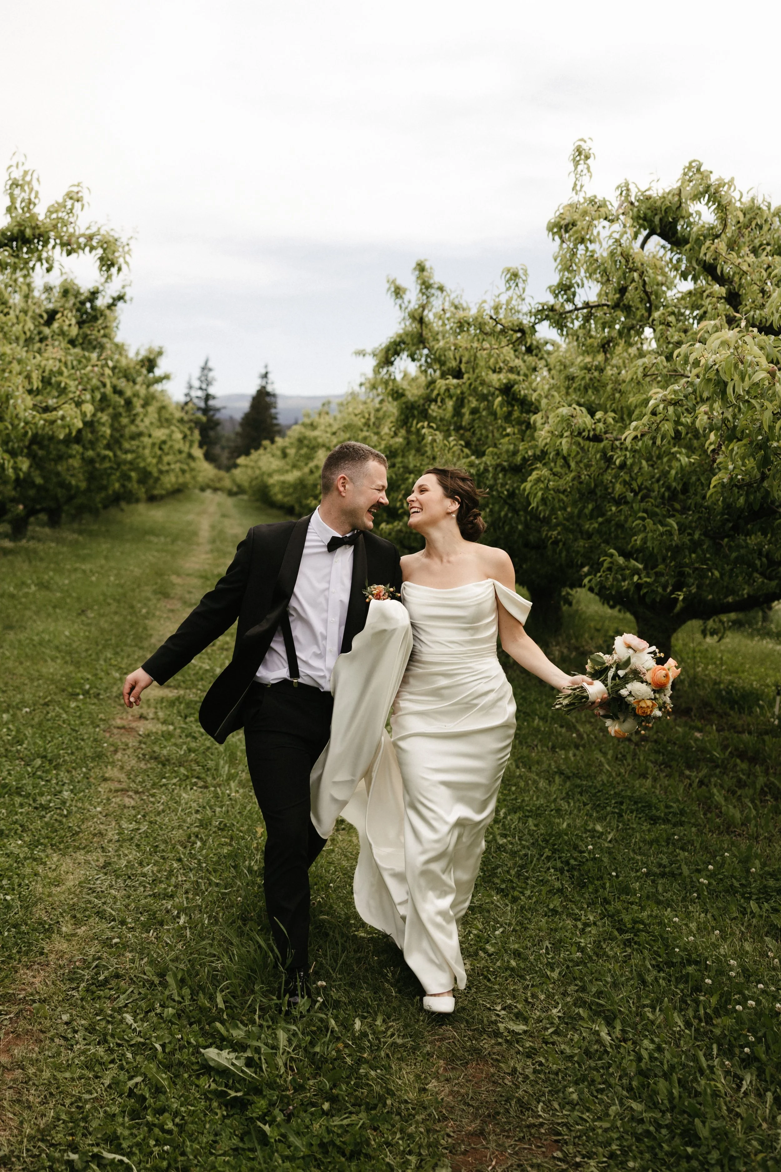 wedding-elopement-photos-han-kat-photo-pnw-portland-oregon-hood river-98.jpg