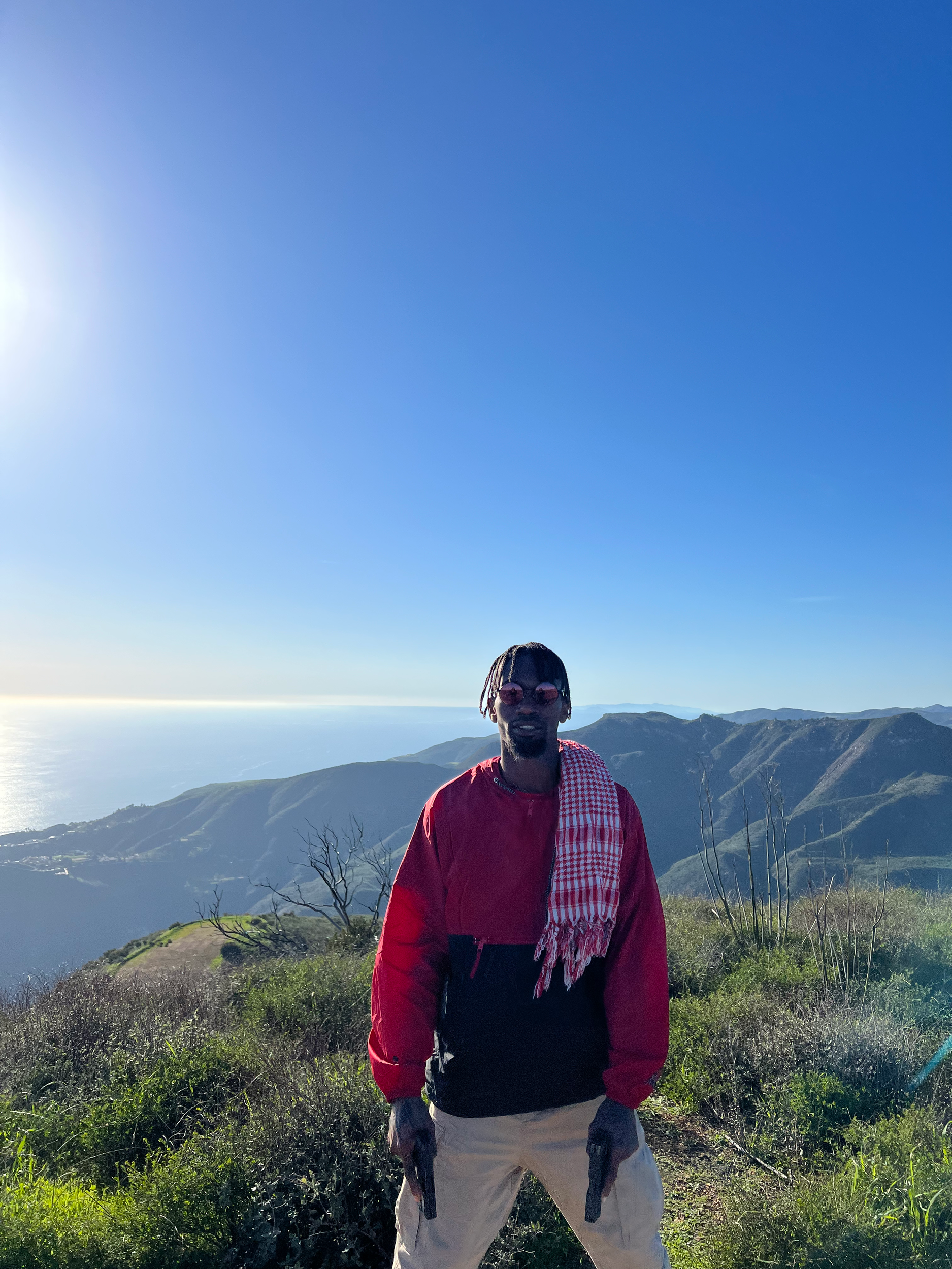 upthatpoletom enjoying life on a mountain peek