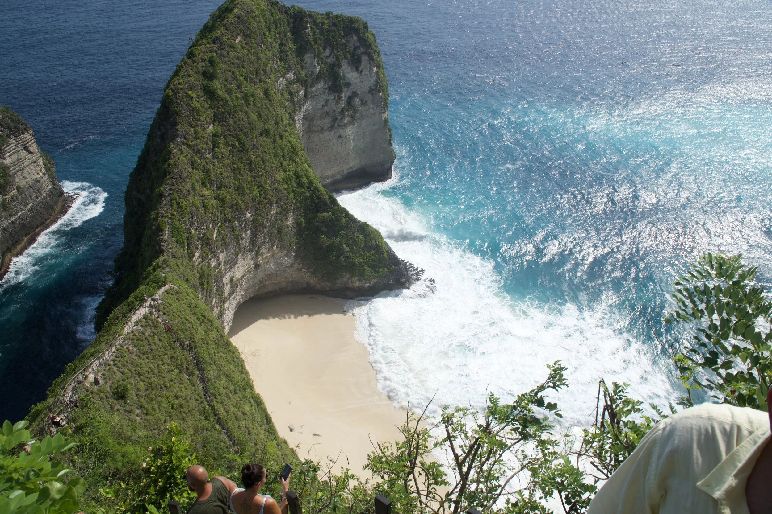 a world famous view of kelingking beach 