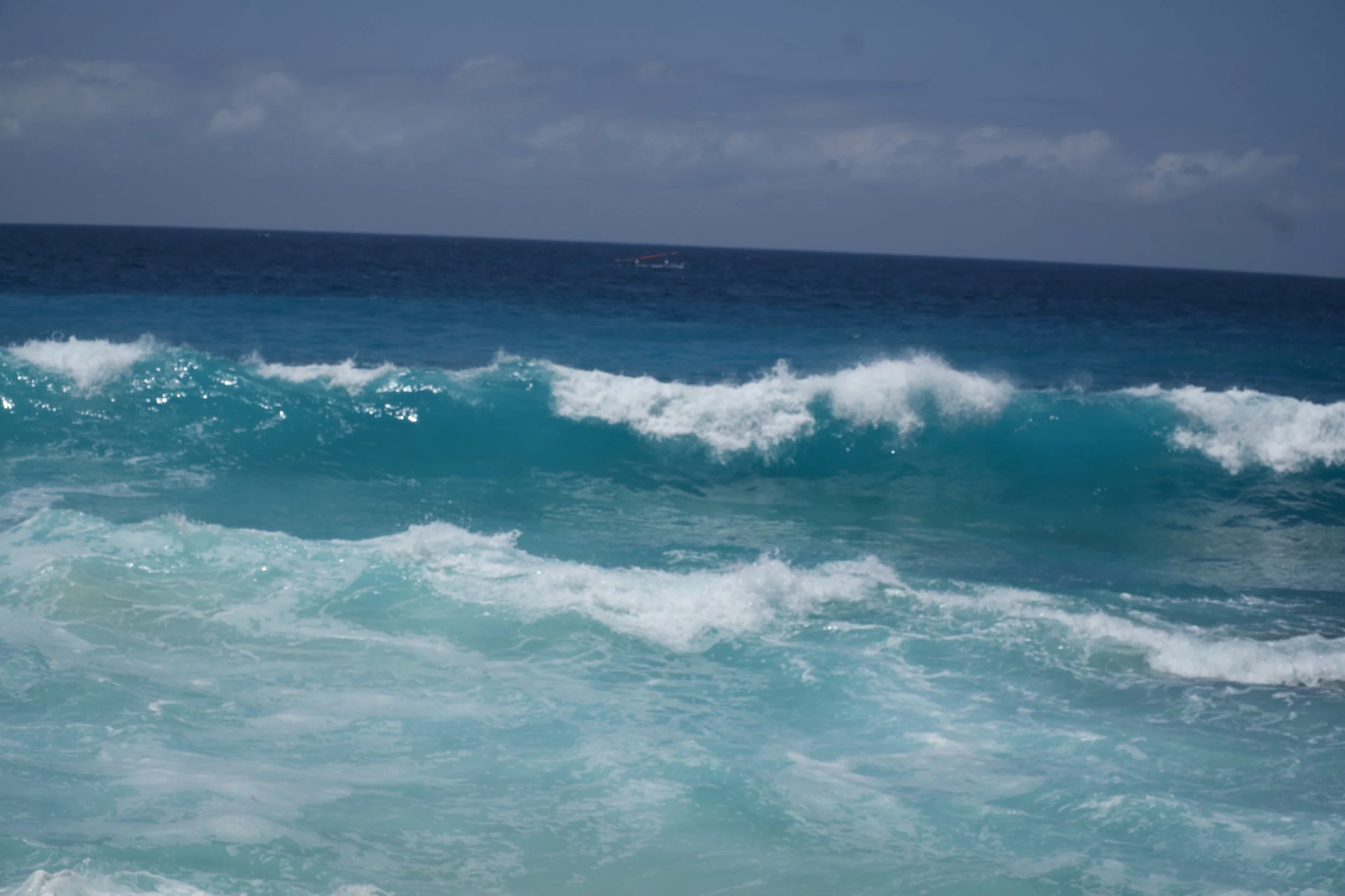 Ocean in Indonesia during earthquake 