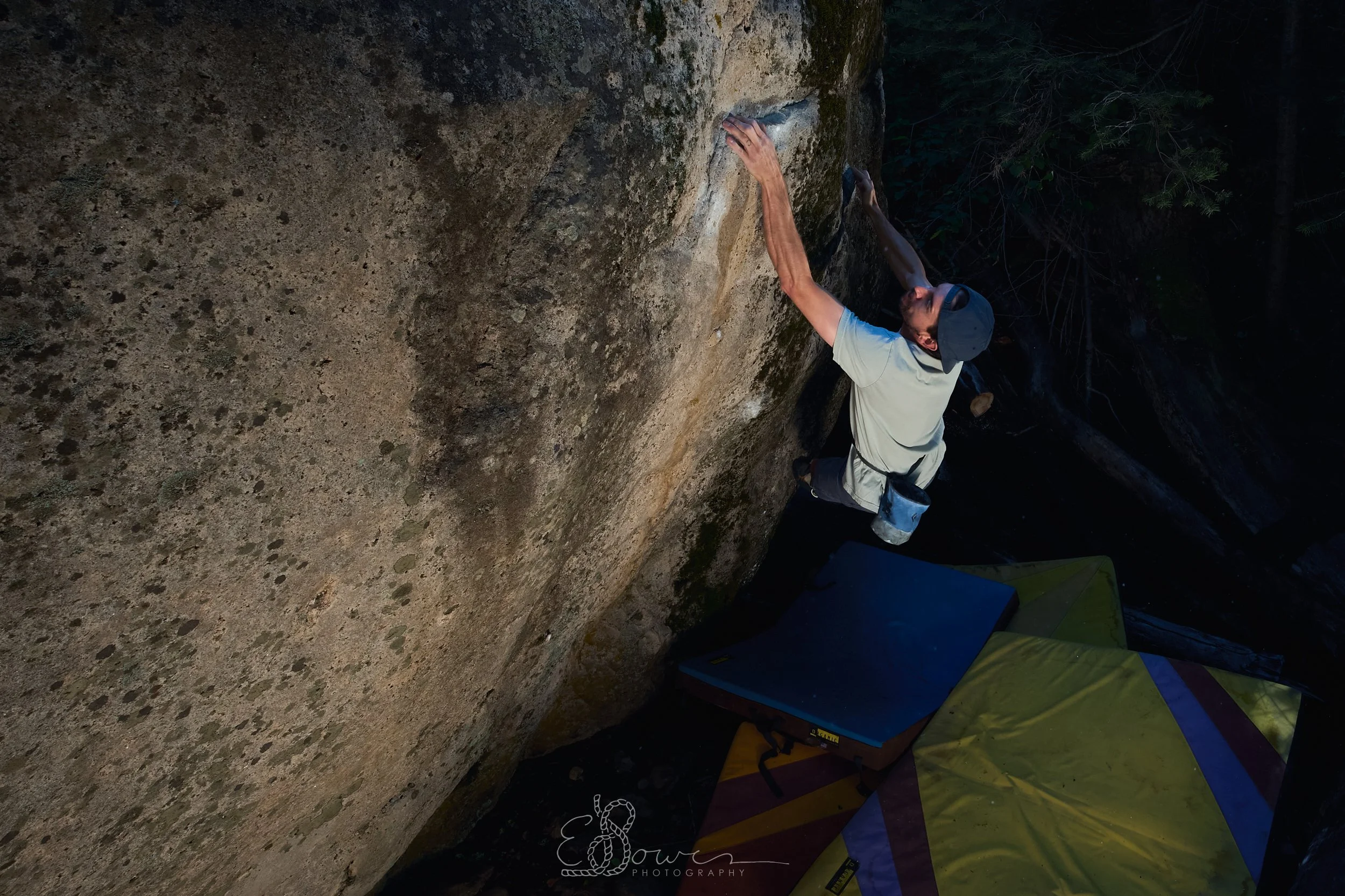  UNNAMED I  
 Shot in Questa, NM | July 2025   
16 mm | f/11 | 1/200s | ISO 800
  boulder.  