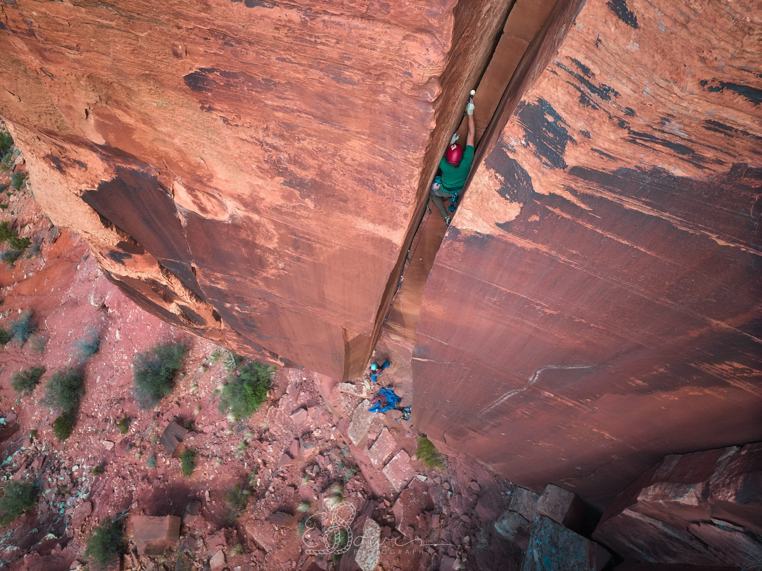 FULL_CAVITY_SEARCH-29DJI_0108-2500px.jpg