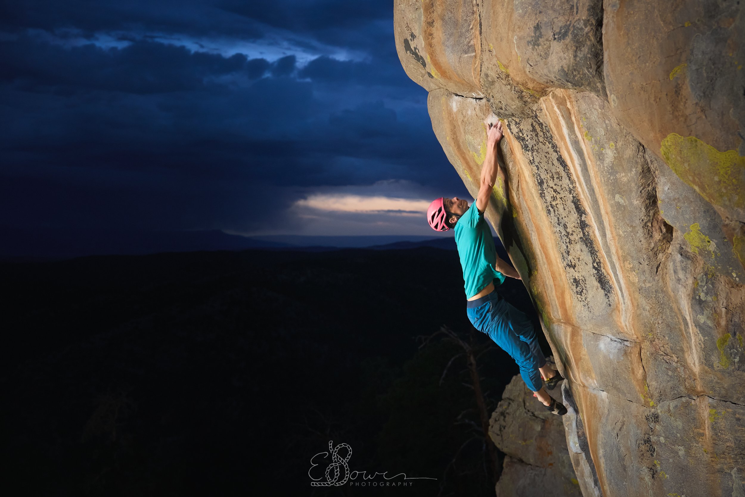 ORTEGA PROJECT I  
 Shot in the Ortega Mountains, NM | May 2025  
41 mm | f/2.8 | 1/400 s | ISO 800
  select., bouldering.,