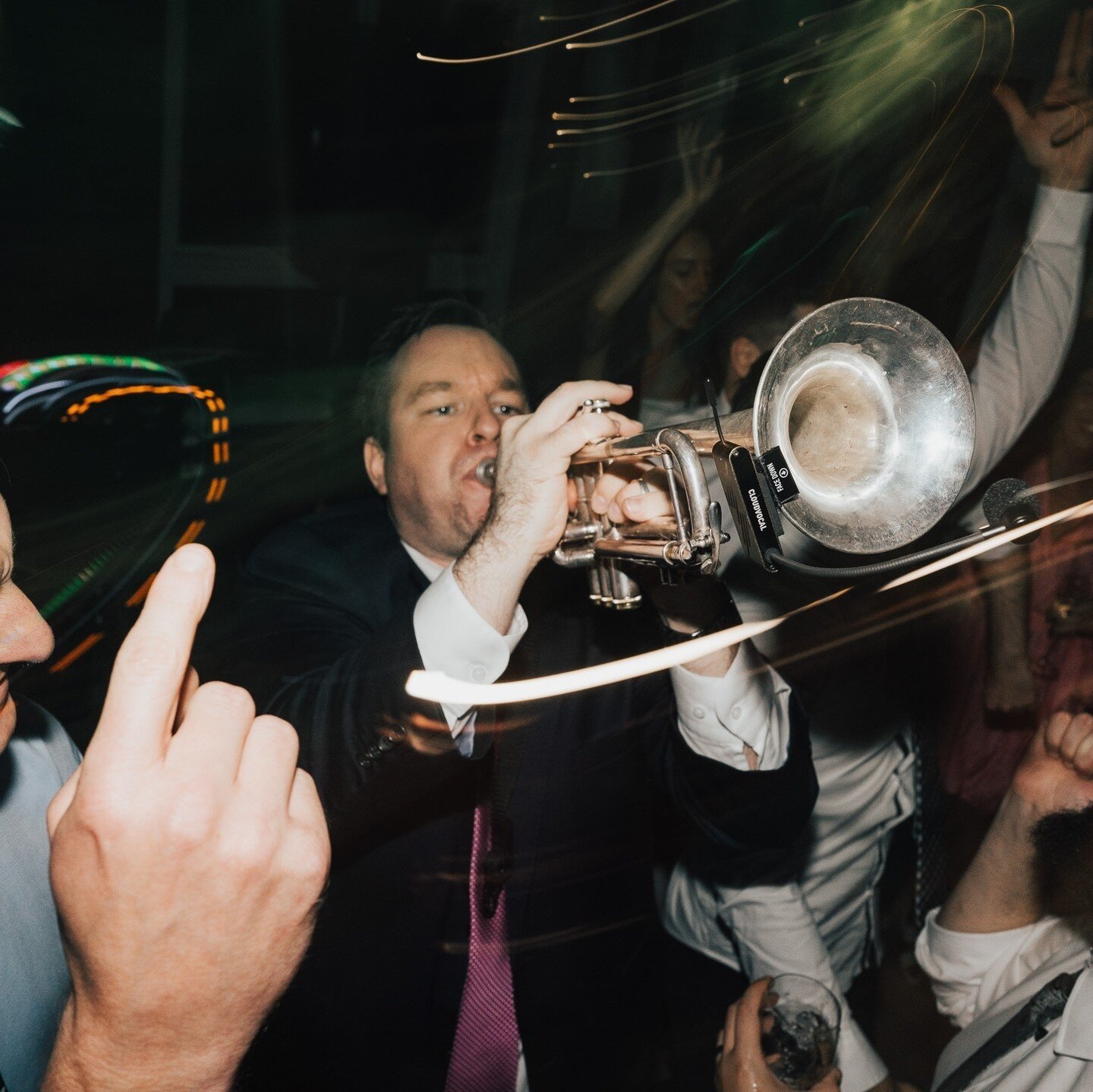 INCOMING.... 🎺🤠 ⁠
It's quite a skill moving in and out of the dance floor holding/blasting a trumpet... It ain't an easy job! 😂⁠
⁠
📷 @rick_liston⁠
📍 @immerseyv⁠
⁠
#djtrumpet #partydj #djaustralia #pioneer #weddingdj #receptiondj #weddinginspo #c
