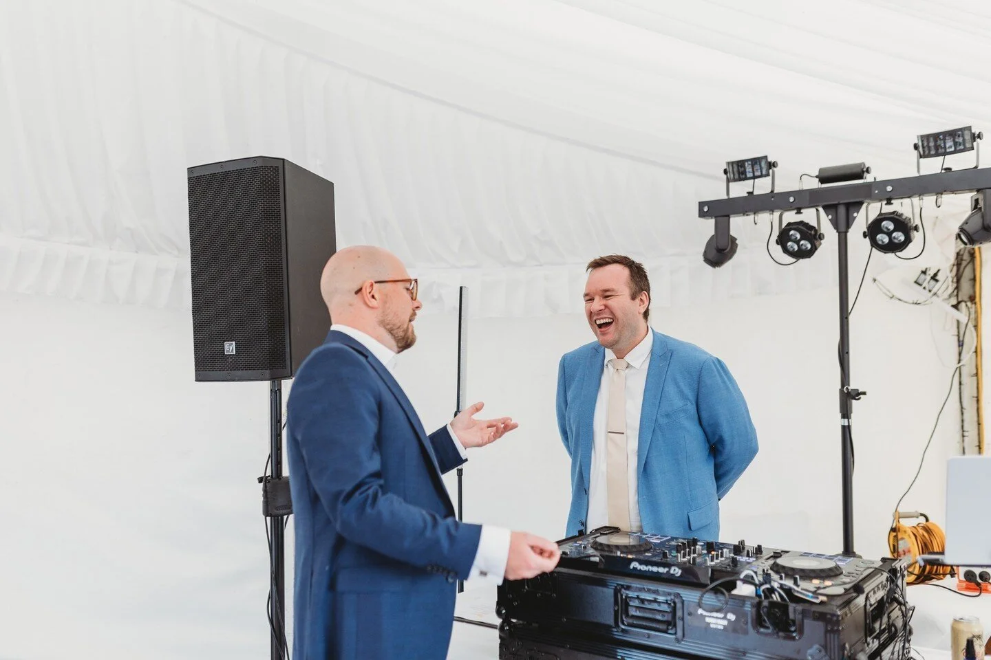 One of my favourite parts of this job is meeting all the wonderful new people along the way. ⁠
⁠
📍@wallaroowines⁠
📷 @bencalvertphoto⁠
.⁠
.⁠
#djtrumpet #djsaxwedding #djsaxophone #partydj #djaustralia #pioneer #weddingdj #saxdj #receptiondj #wedding