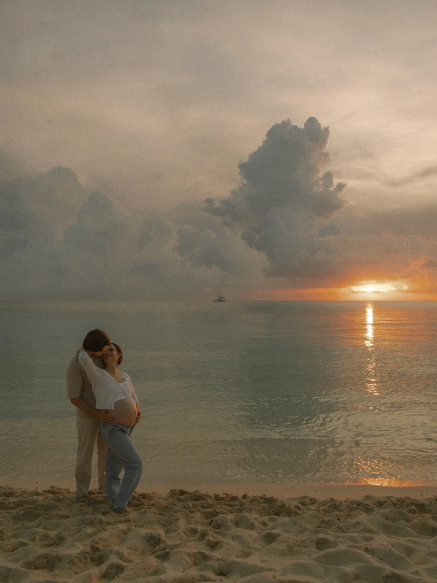 How rare it is 
to have found 
a love like ours.
🤍

📸: @emmedelmar_ 

#maternity #maternityphotoshoot #maternityphotosession #maternitysession #photographersofinstagram #photographermiami #tulumphotographer #rivieramayaphotographer #cozumel #cozume