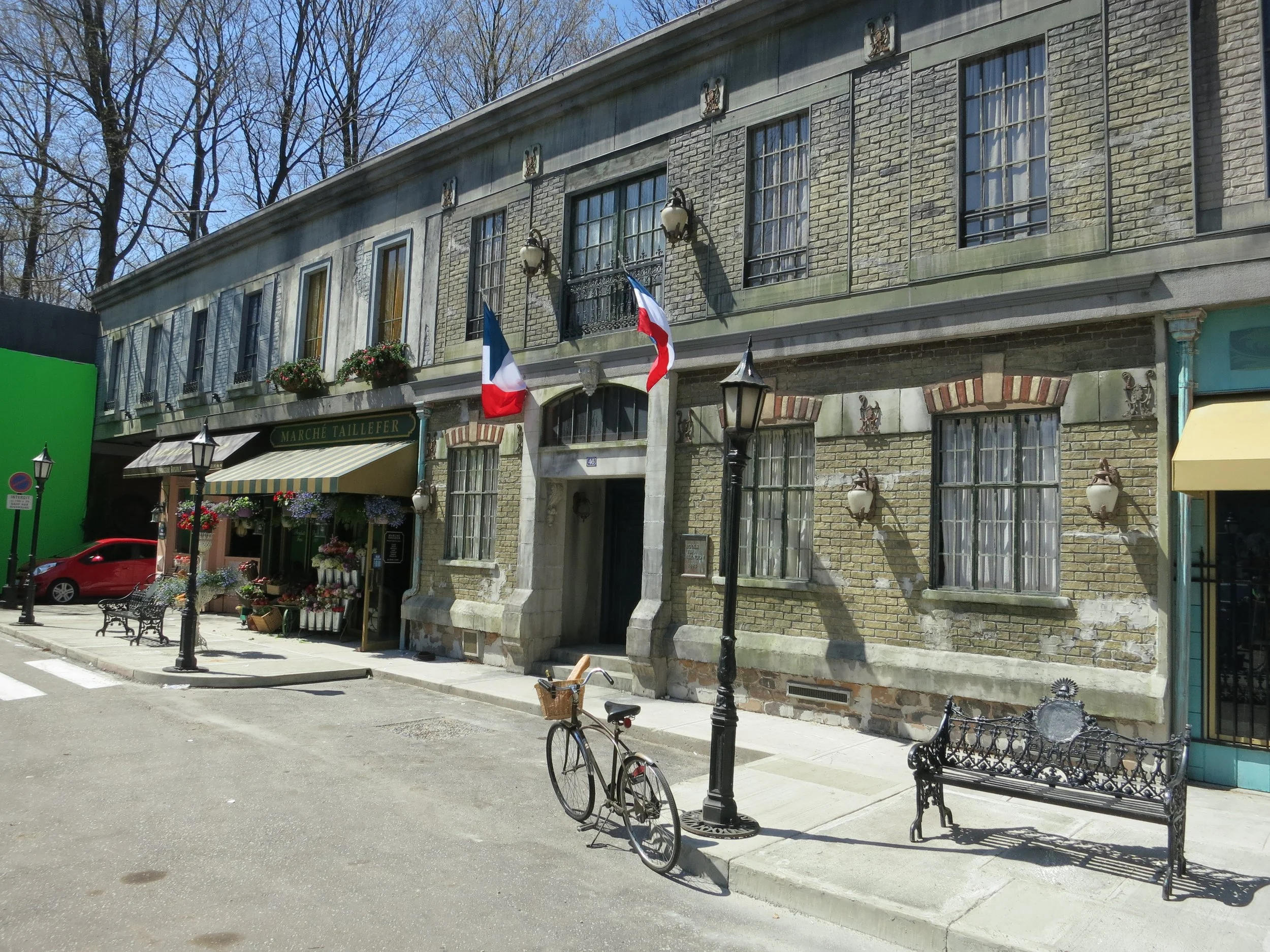 Paris back lot - Degrassi.JPG