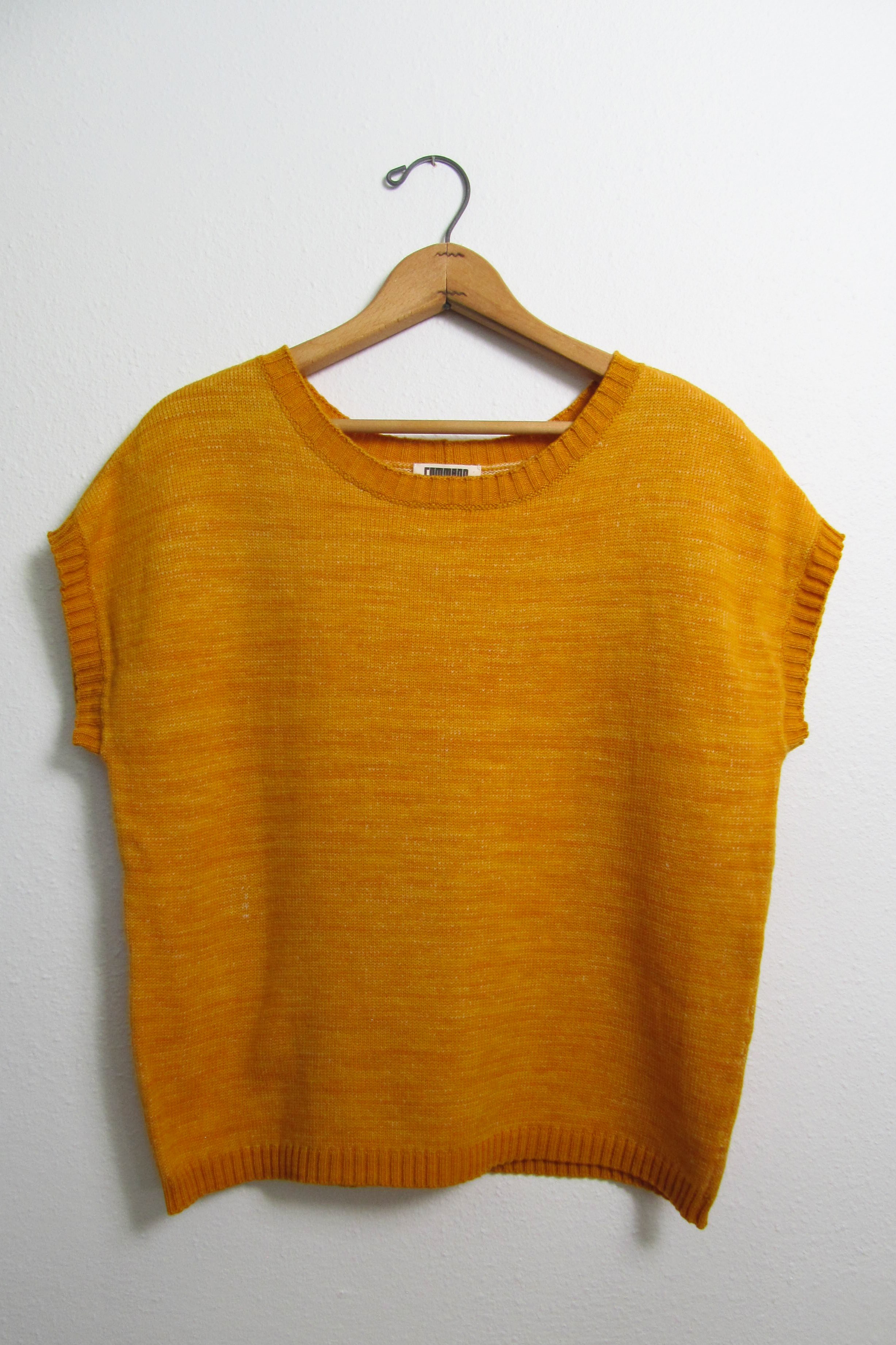 tee_medium_relaxed.jpg