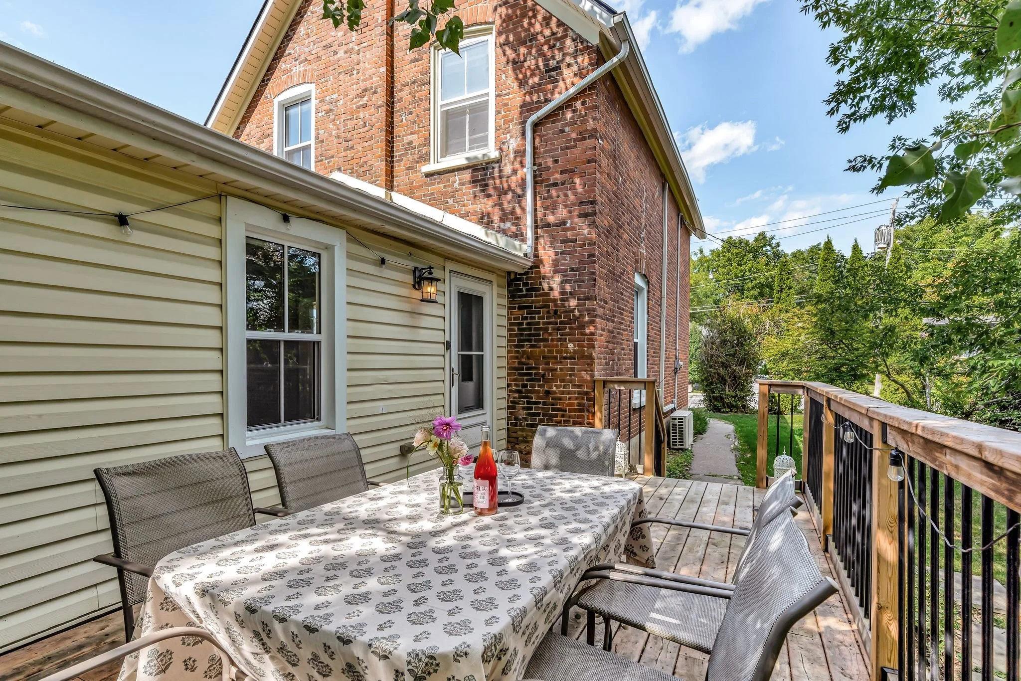 58-28 York St PEC, ON.jpg