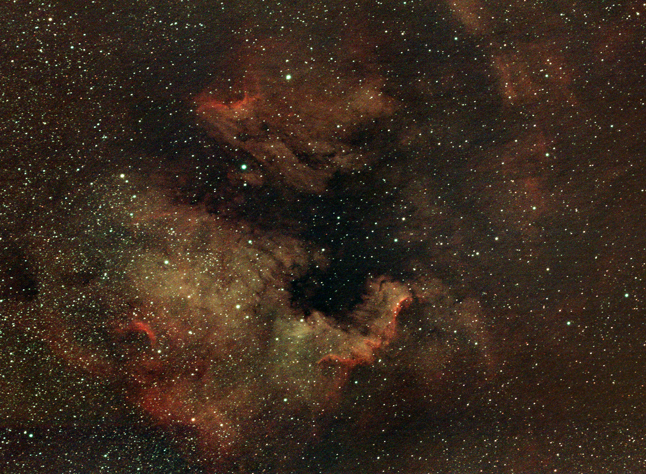 Similar exposure settings as above but Bortle Scale 8-9!