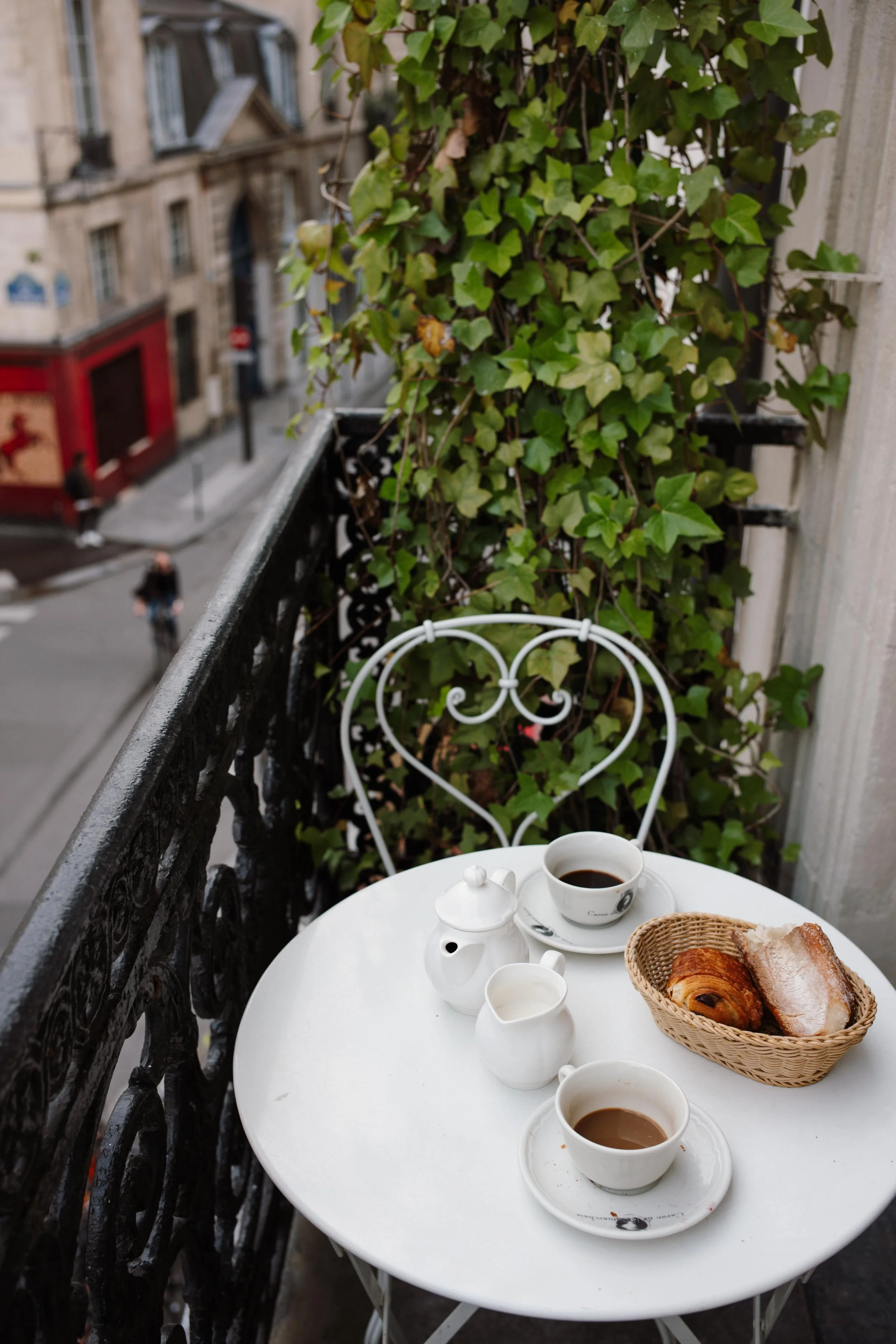 Therapy support in West Los Angeles for wedding worry and bridal anxiety.