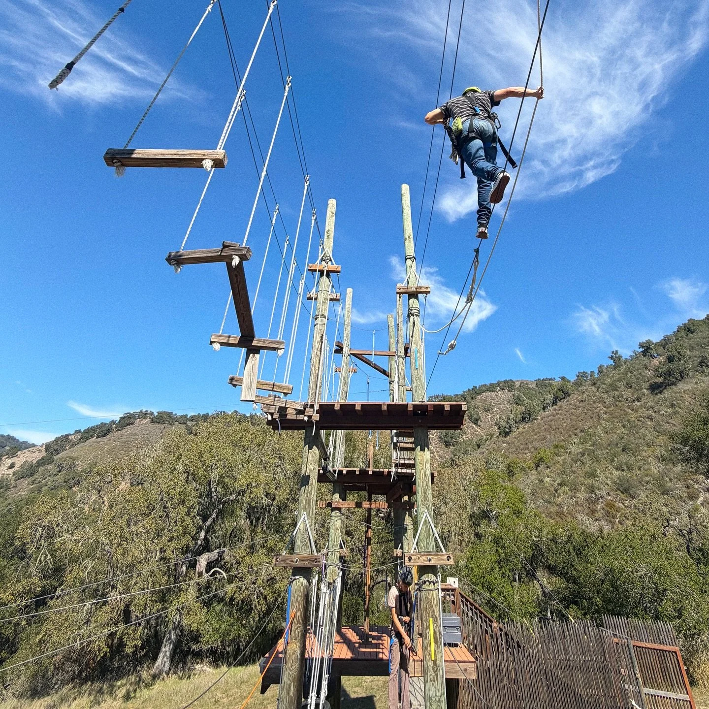 This is what hanging out outdoors really means🤪