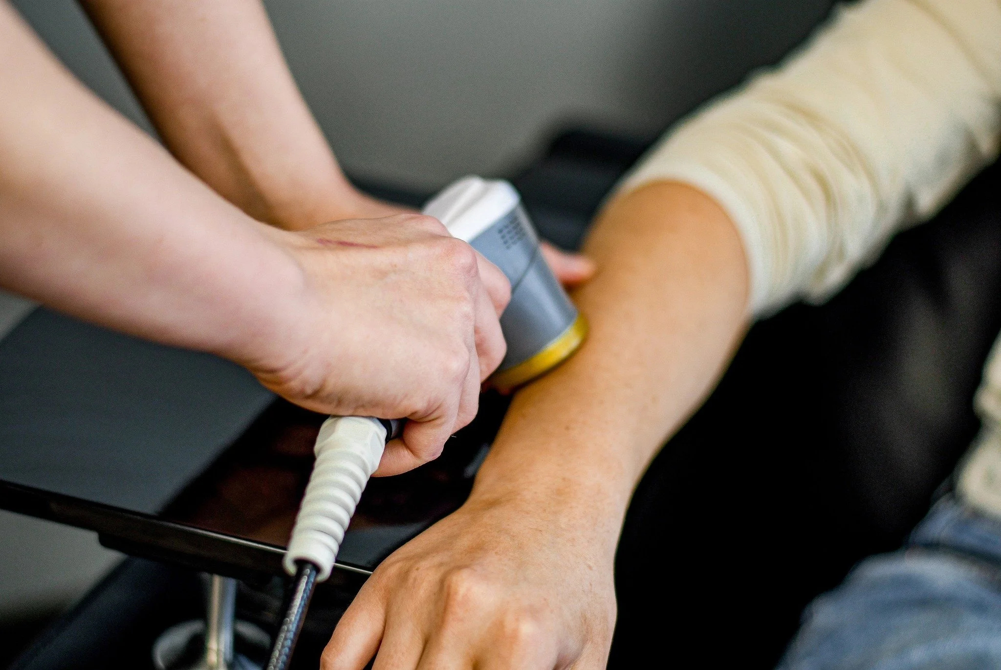 Red Light Therapy Omaha: How Light Supports Natural Healing