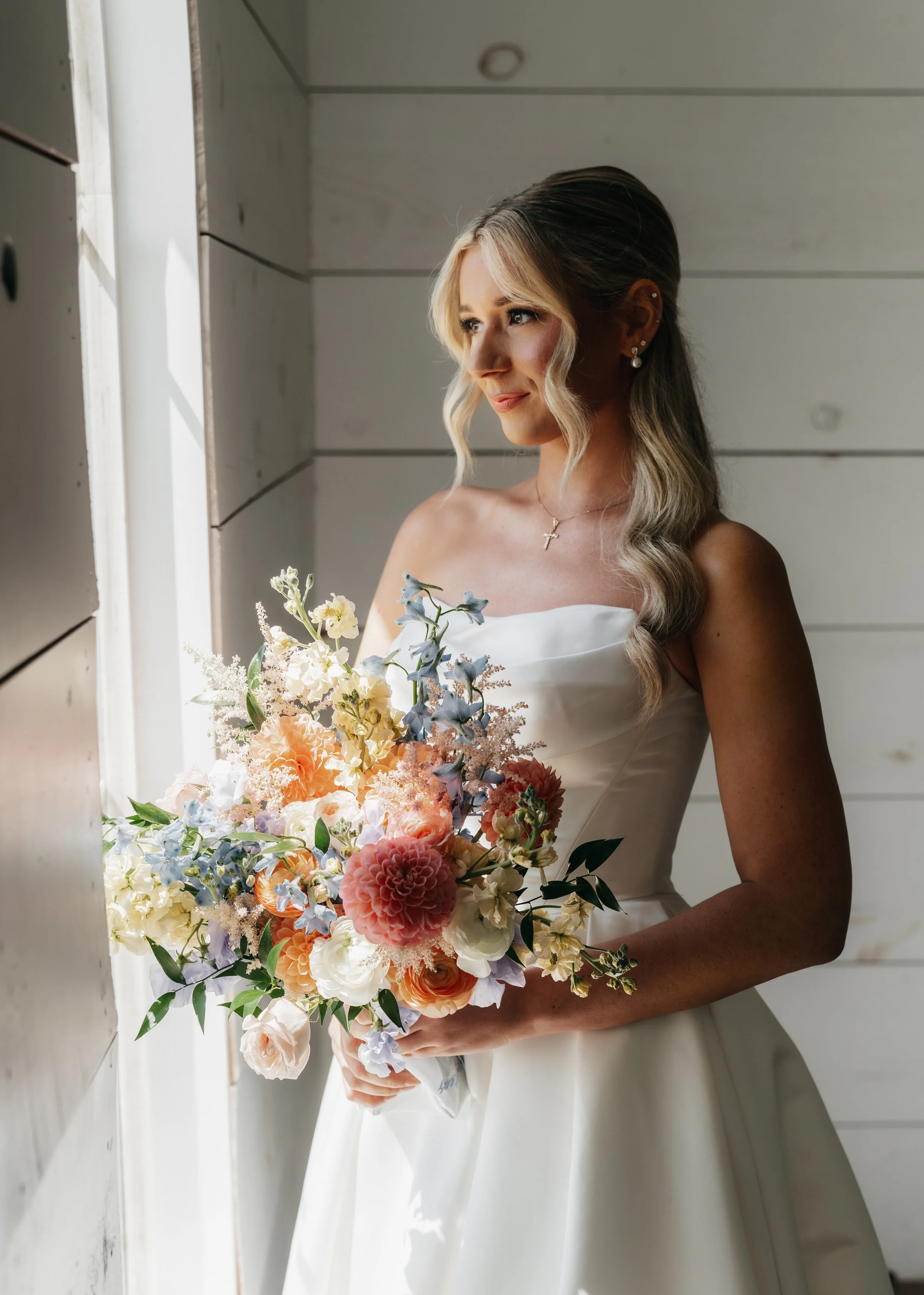 Bride at sparrow lane Willard Missouri, Springfield wedding photographer