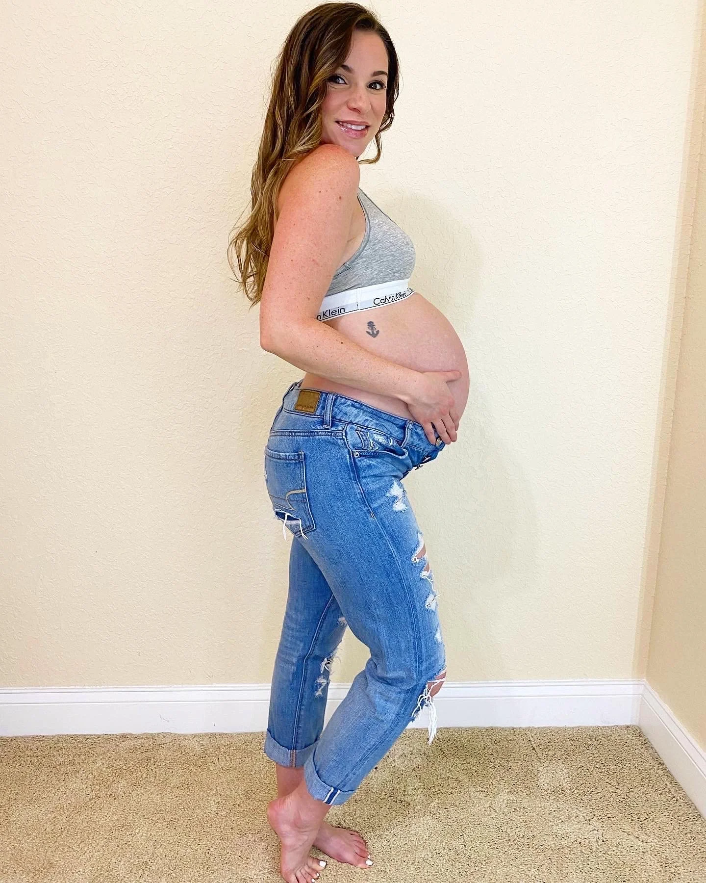 Maternity photo shoot & outfit inspiration — Fashion, Handbags, and Mom