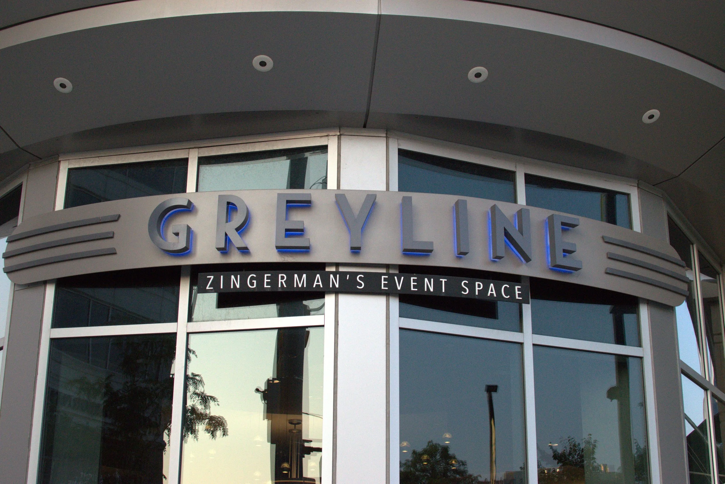 greyline_pic.jpg