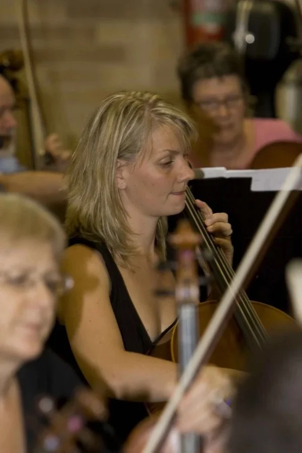 FSO Cellist