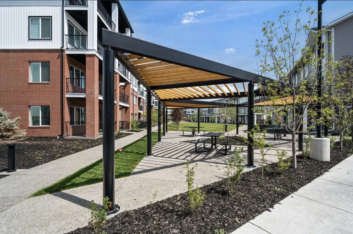Courtyard Hero