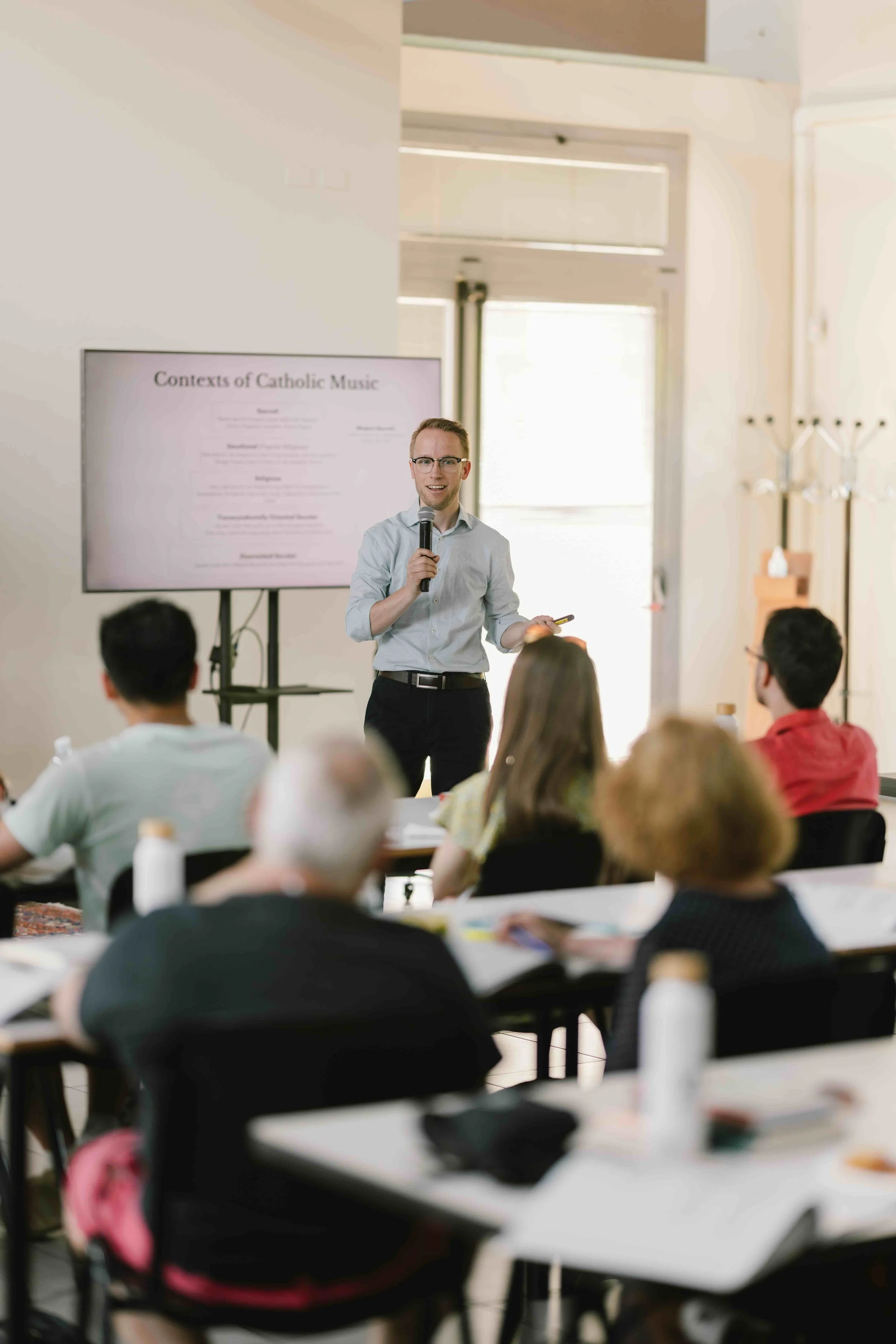 Andrew teaches about Catholic Music in Italy