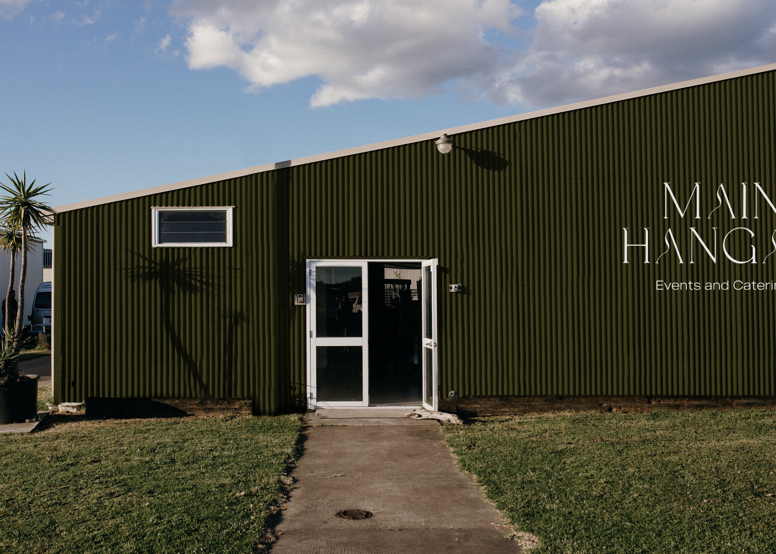 MainHangar-03.jpg