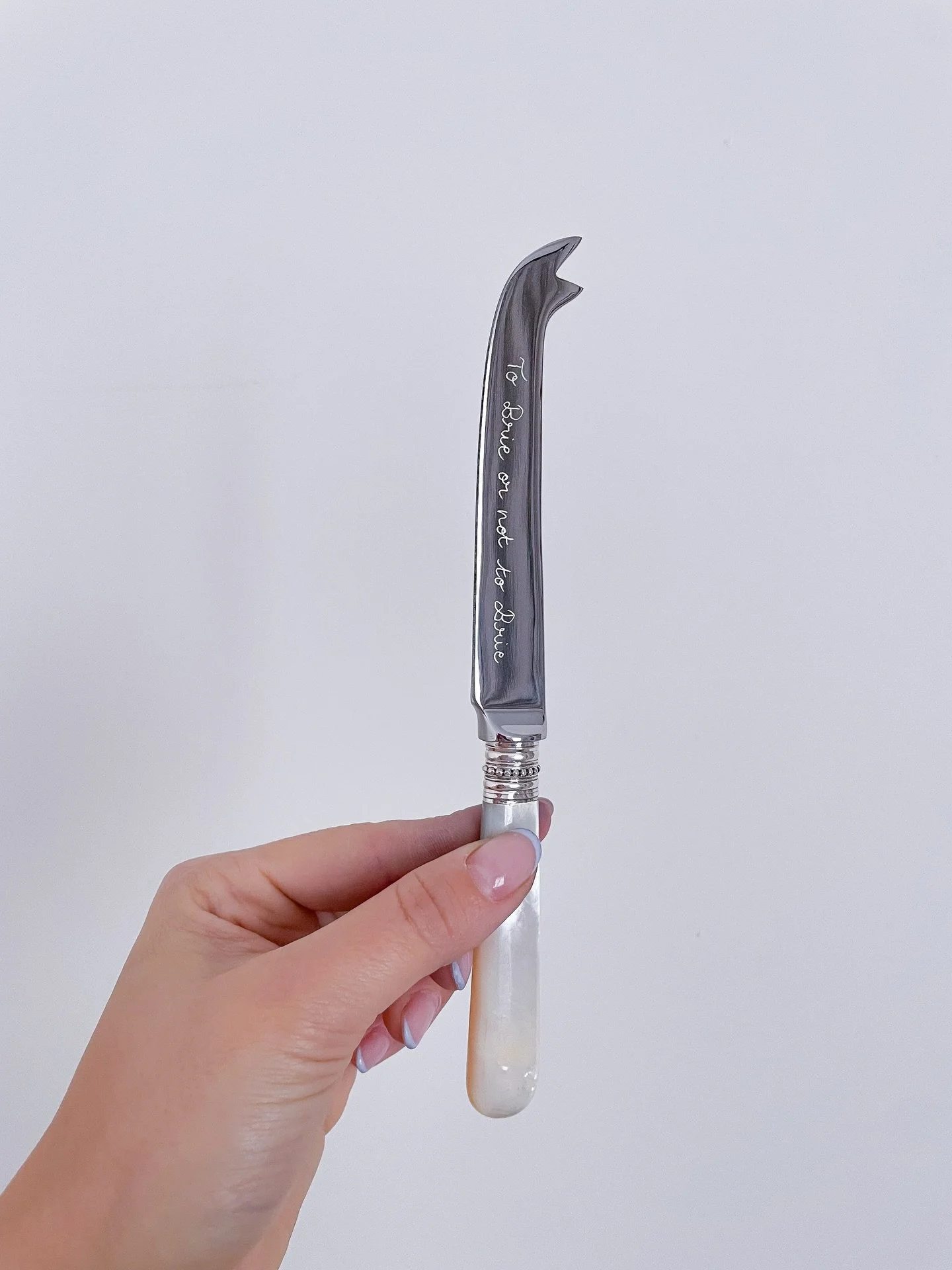 BRIE MERRY &amp; BRIGHT 🧀🤶🎄💝 one month left till Christmas, however the last order date for the UK is 17th December 2025 if you want to receive your gift in time for the festive fun 💌