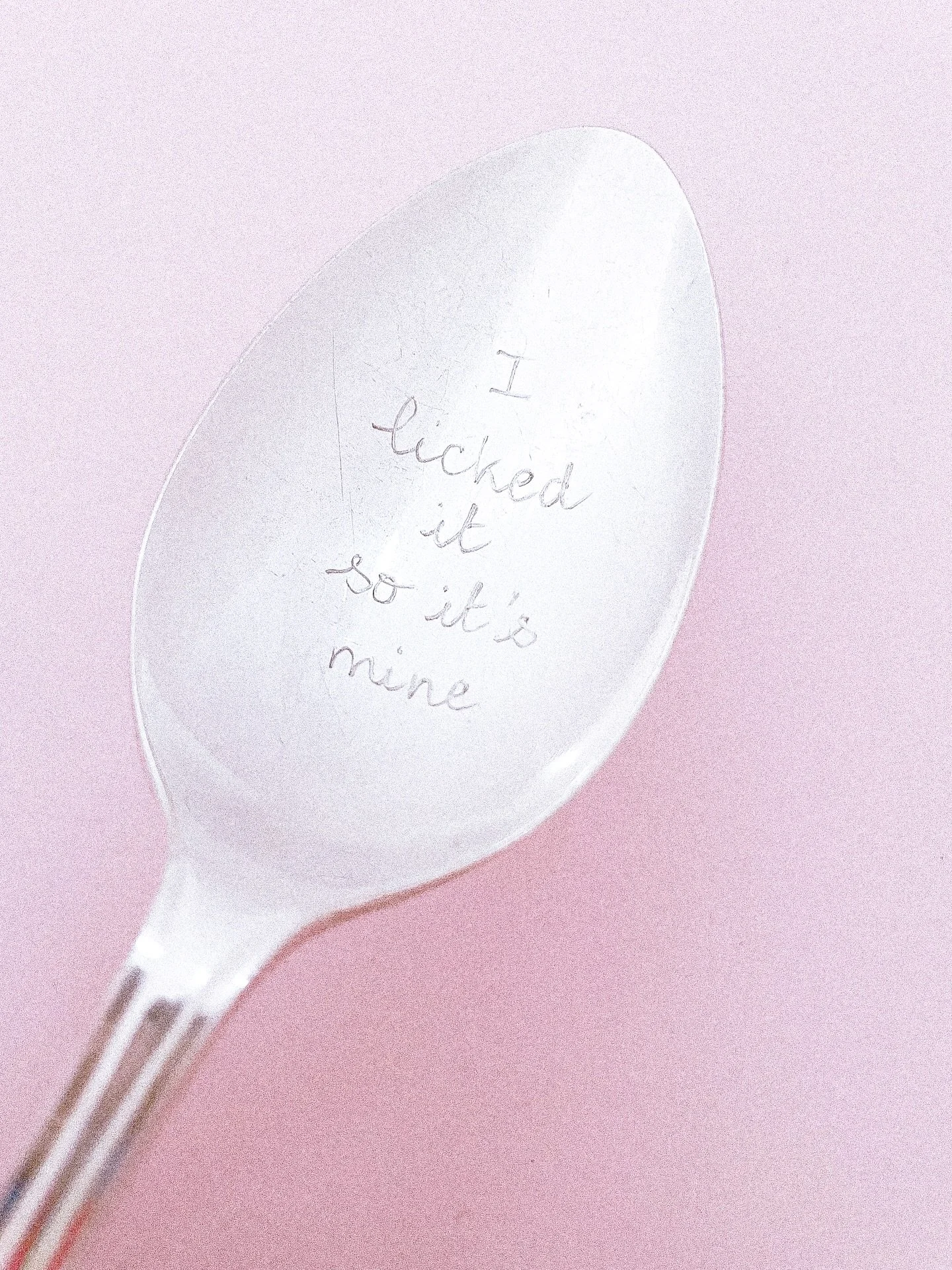 My personal favourite messages to engrave on vintage cutlery - lots to do with licking or spooning as I do love a good pun, but in general they&rsquo;ll always make me go aww 🥰 or ohhhh🌚👀
Any favourites?

Ps last order date is Wednesday 17th Decem