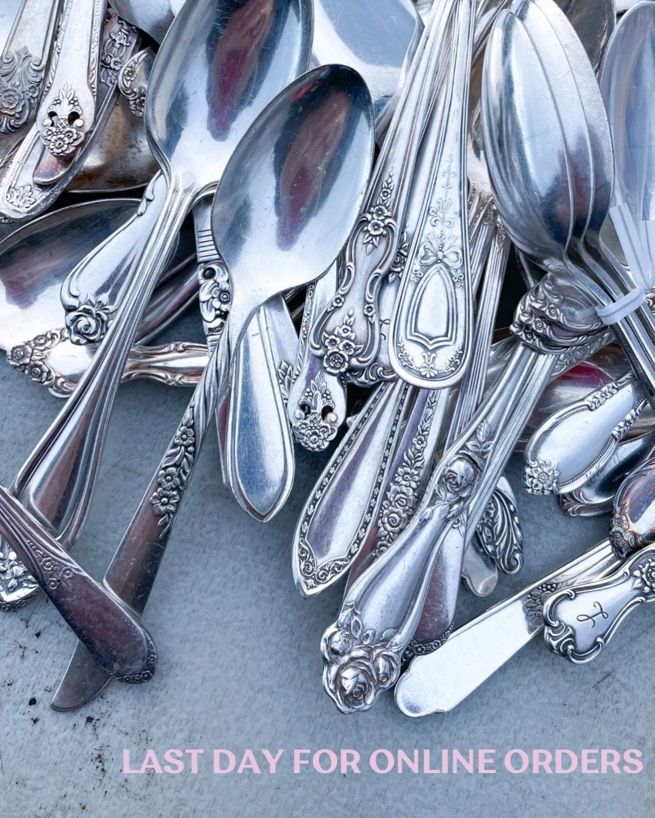 Today (Wednesday) is the last day for you to order in order to receive your personalised cutlery in time for Christmas! 
I&rsquo;ll entrave your order today and ship it on Thursday with Royal Mail tracked 48h.
After that date, if you need a last minu