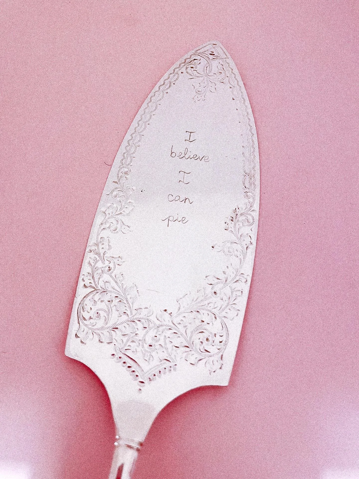 Today is national pie day!!! (Well at least somewhere in the world) and a reminder that my new drop of (old) cake slices is set for the end of the month on my website 💛✨✍️