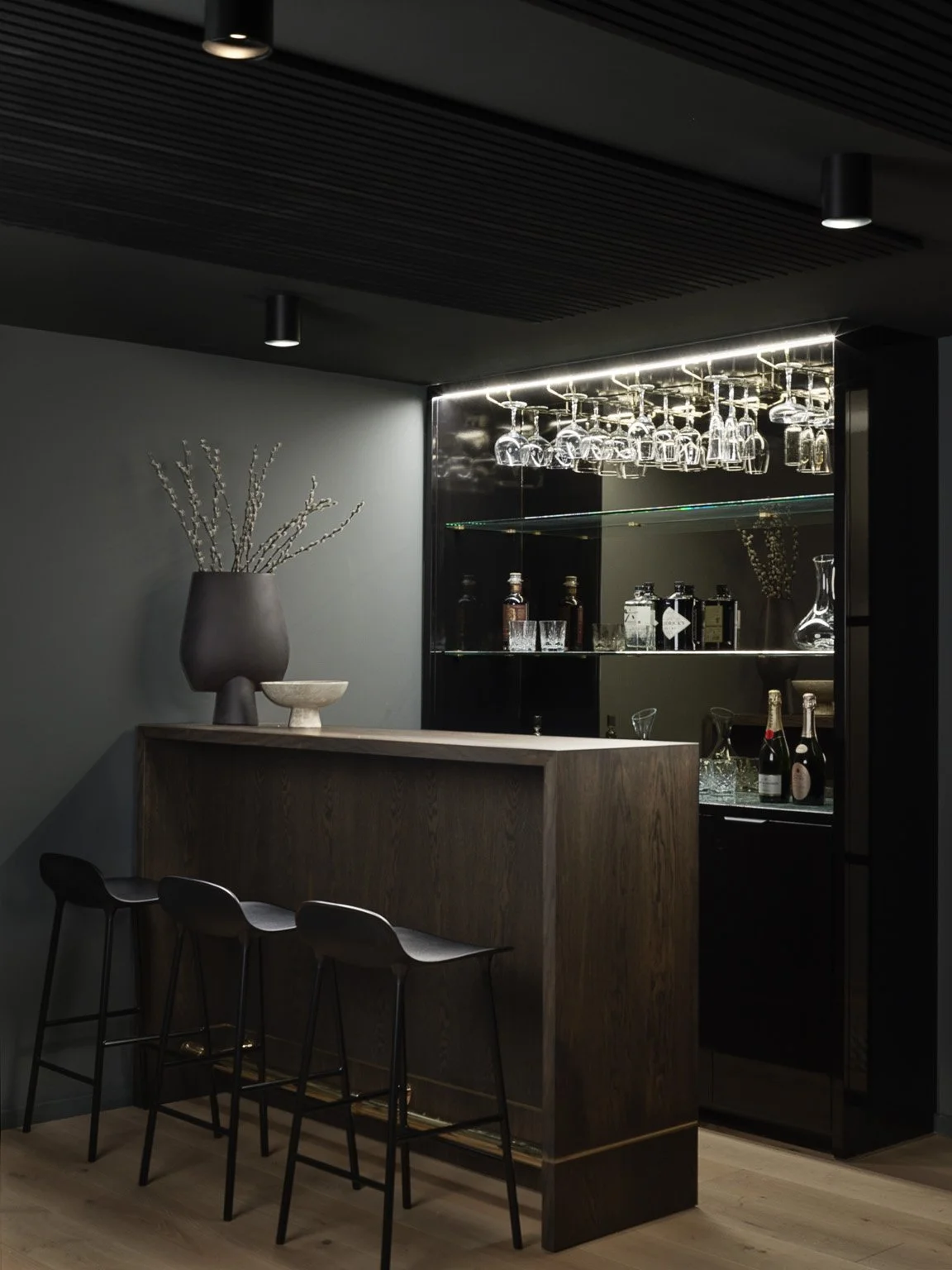 Bar.jpg