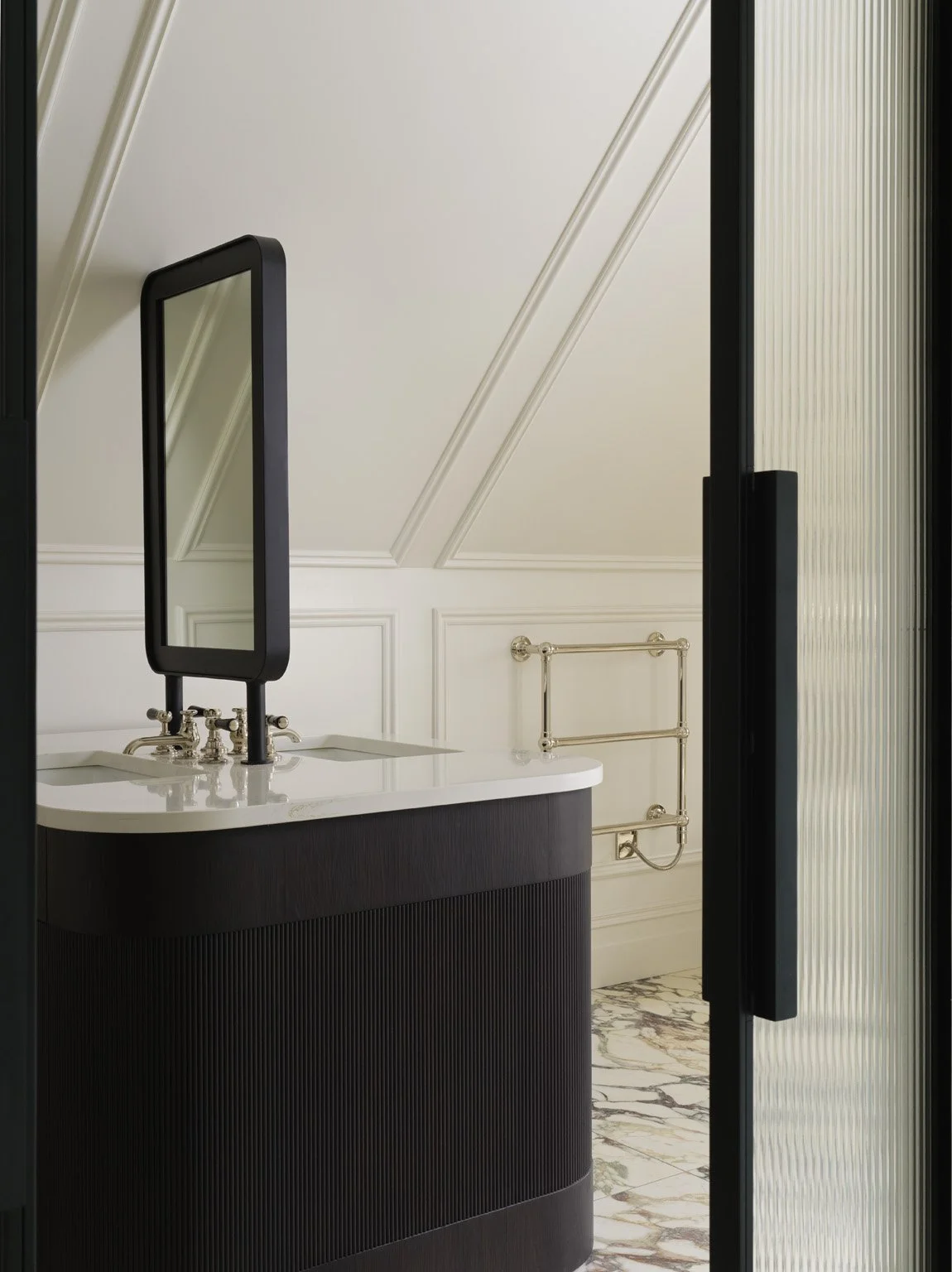 Master Ensuite Vanity.jpg
