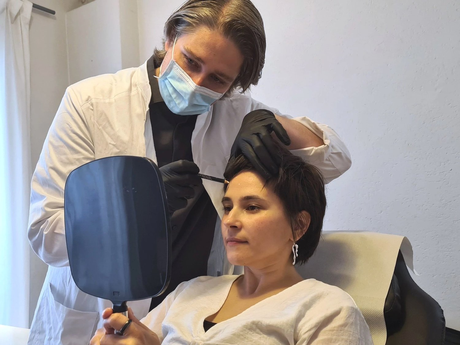 Ärztliche Behandlung in der KIMOderm® Praxis für ästhetische Medizin