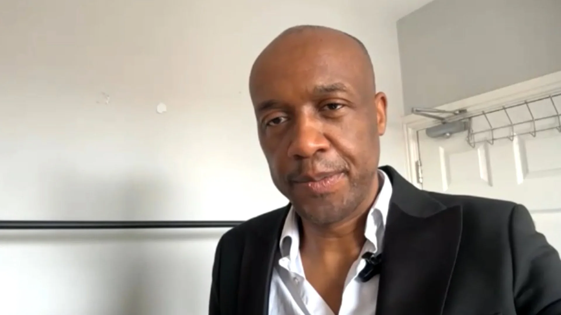 Zimbabwe’s Constitutional Crisis: A ‘Slow Coup’ for a Lifetime Presidency?