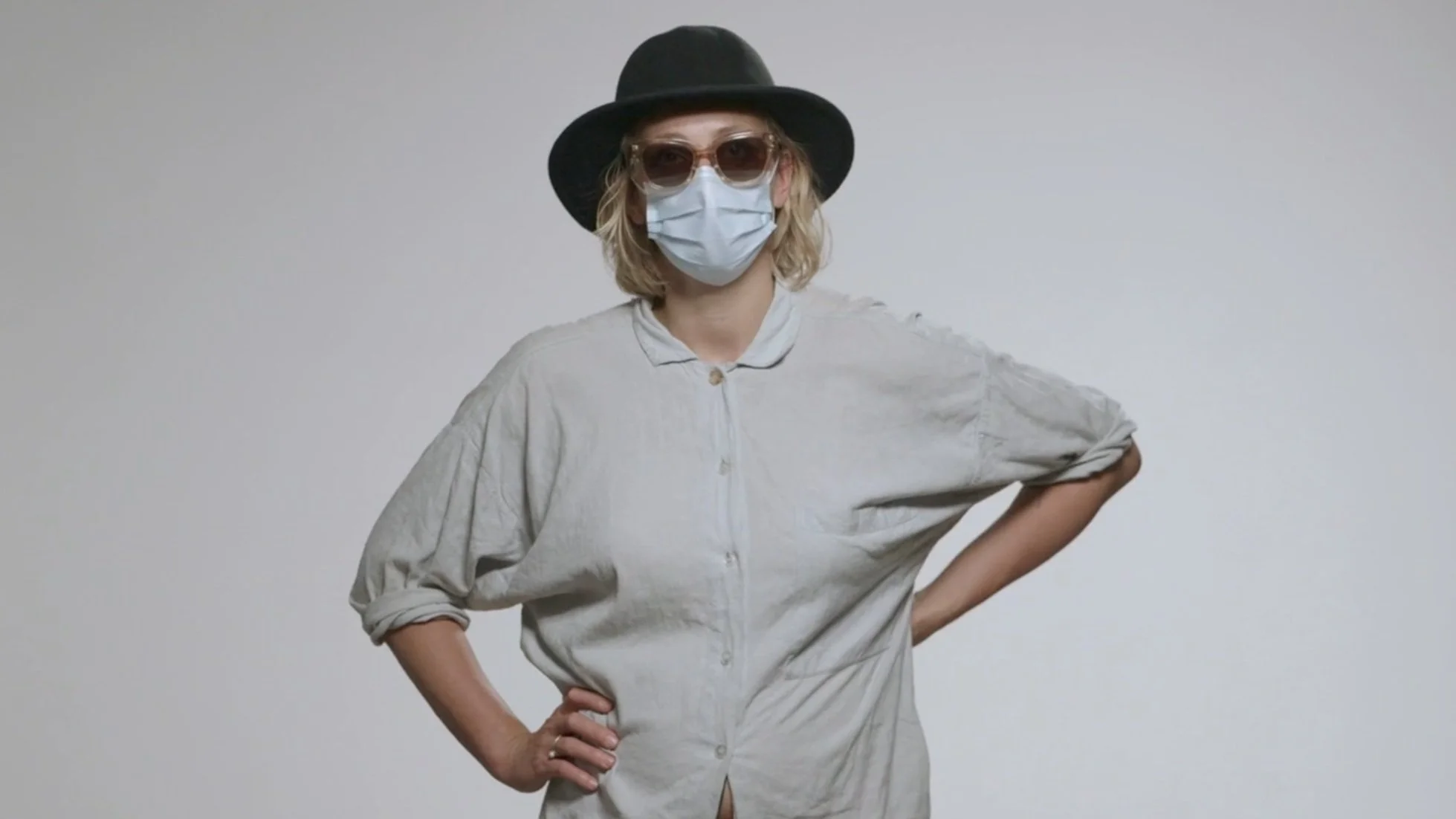 FACELESS. An art film about emotions without a face. Produced by Ecole de Leth.