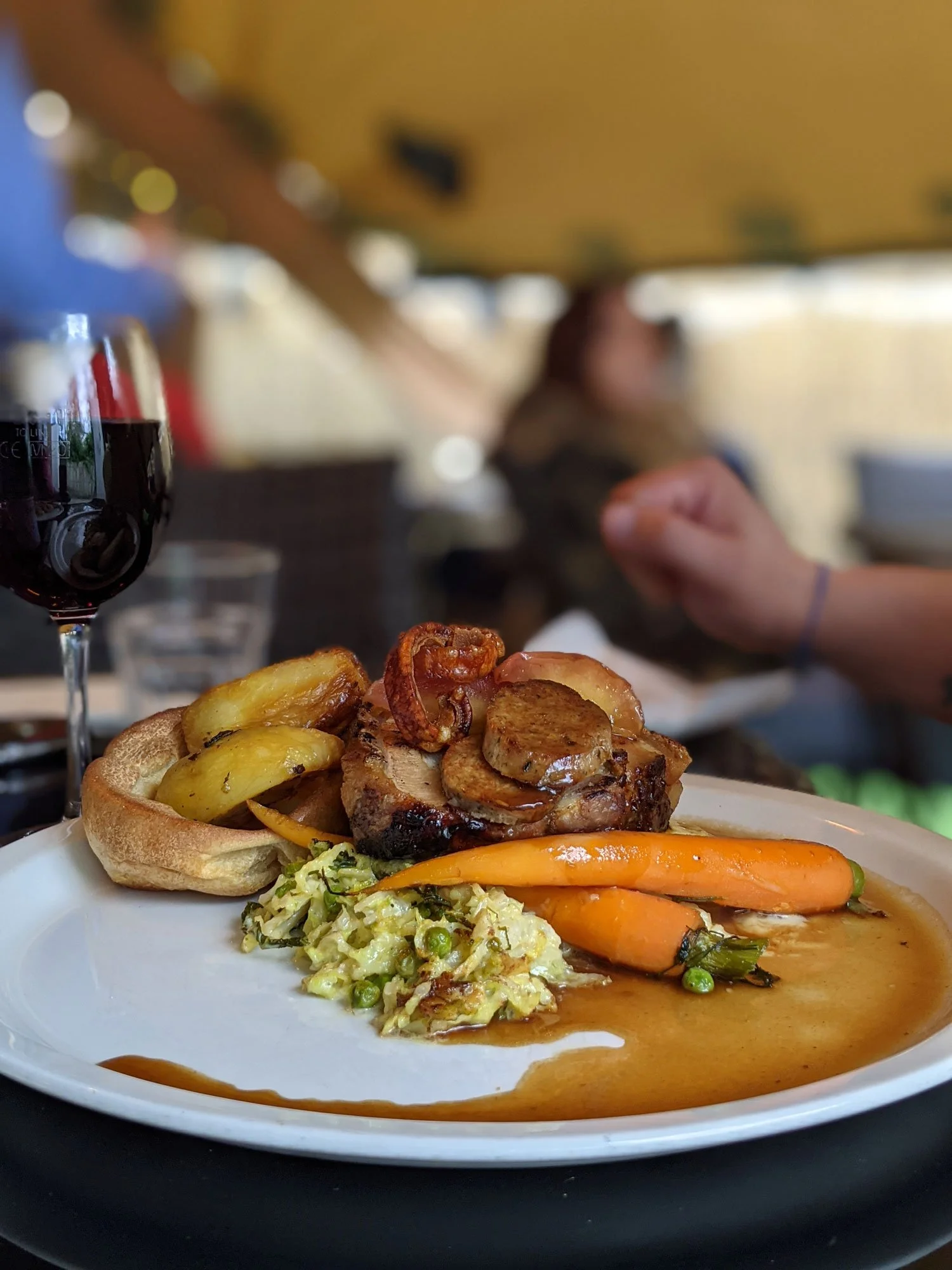 Food & Drinks — The Greyhound Kew