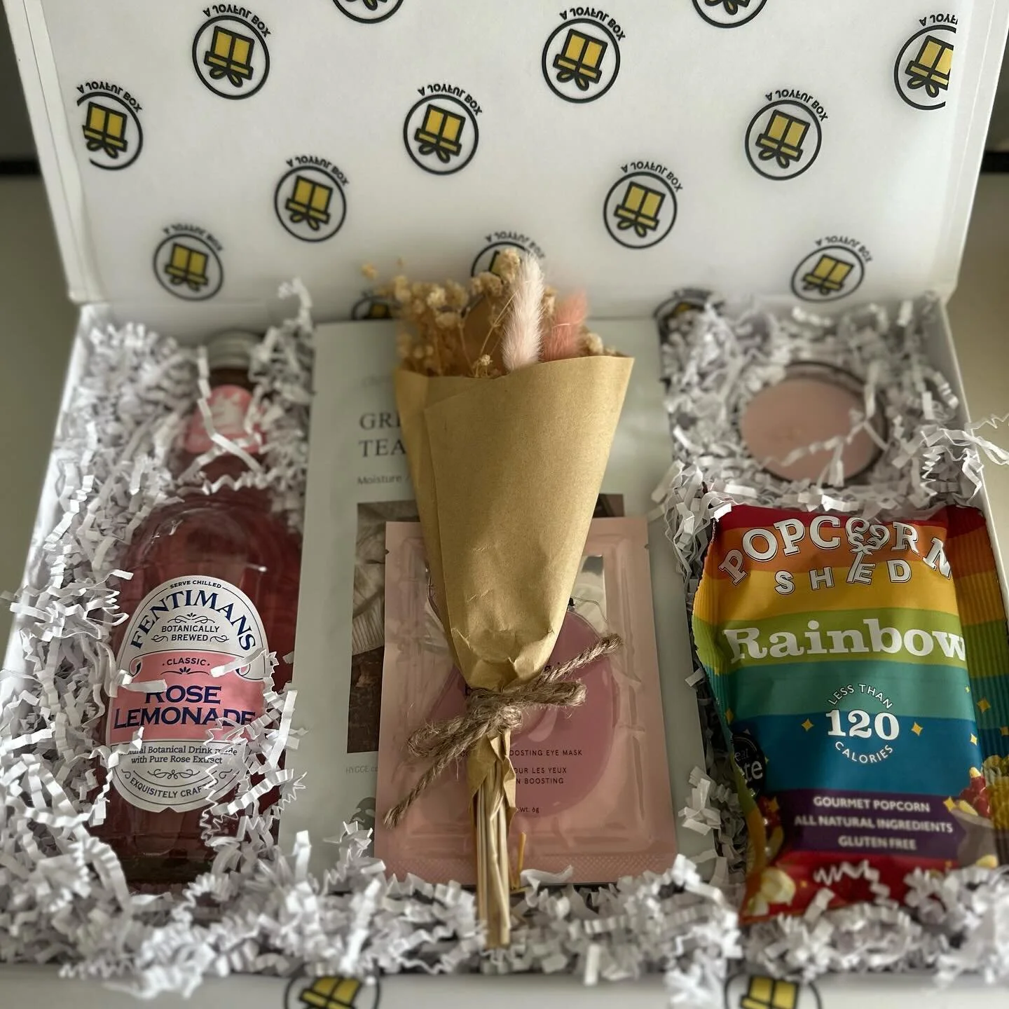 Incase you run out of gift ideas&hellip;
👈 we have options!

#giftideas #christmasgifts #giftbox