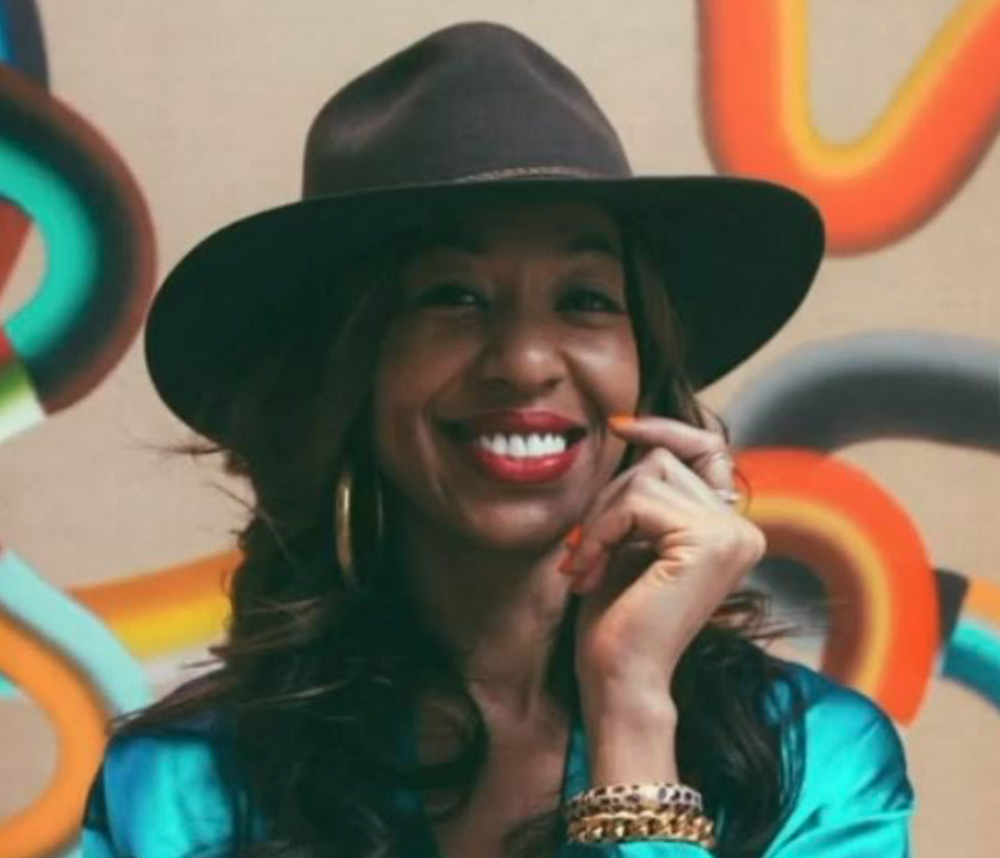 A Fashionable Way to Start a Conversation