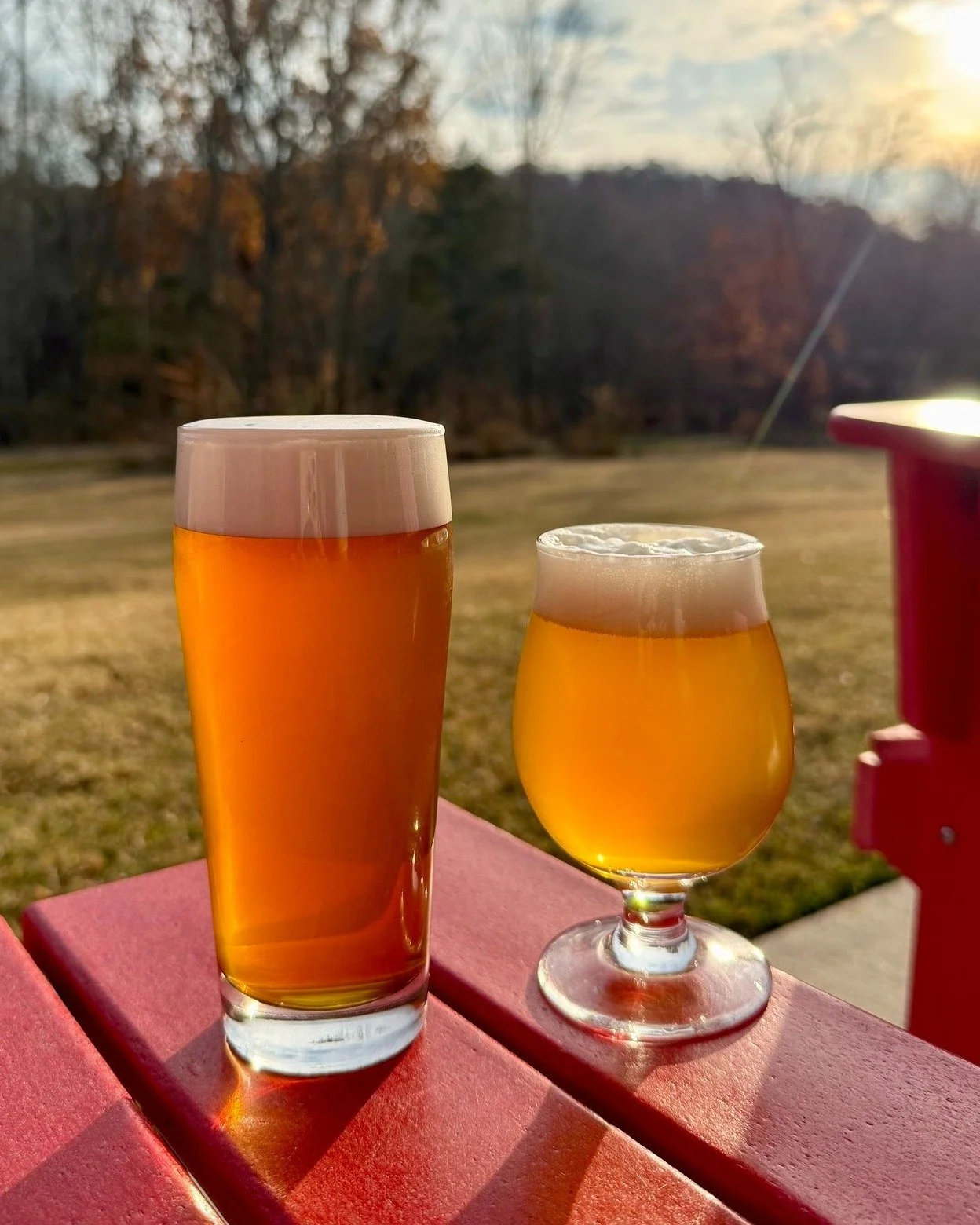 🚨‼New Beer Alert‼🚨

FLOPHOUSE &amp; SHOPPING SPREE

From the &ldquo;Desk&rdquo; of Head Brewer @alexmakesbeerandthings 

Craft beer is a friendly business. This industry, built on collaboration, resource sharing, and raising the tide for all boats,