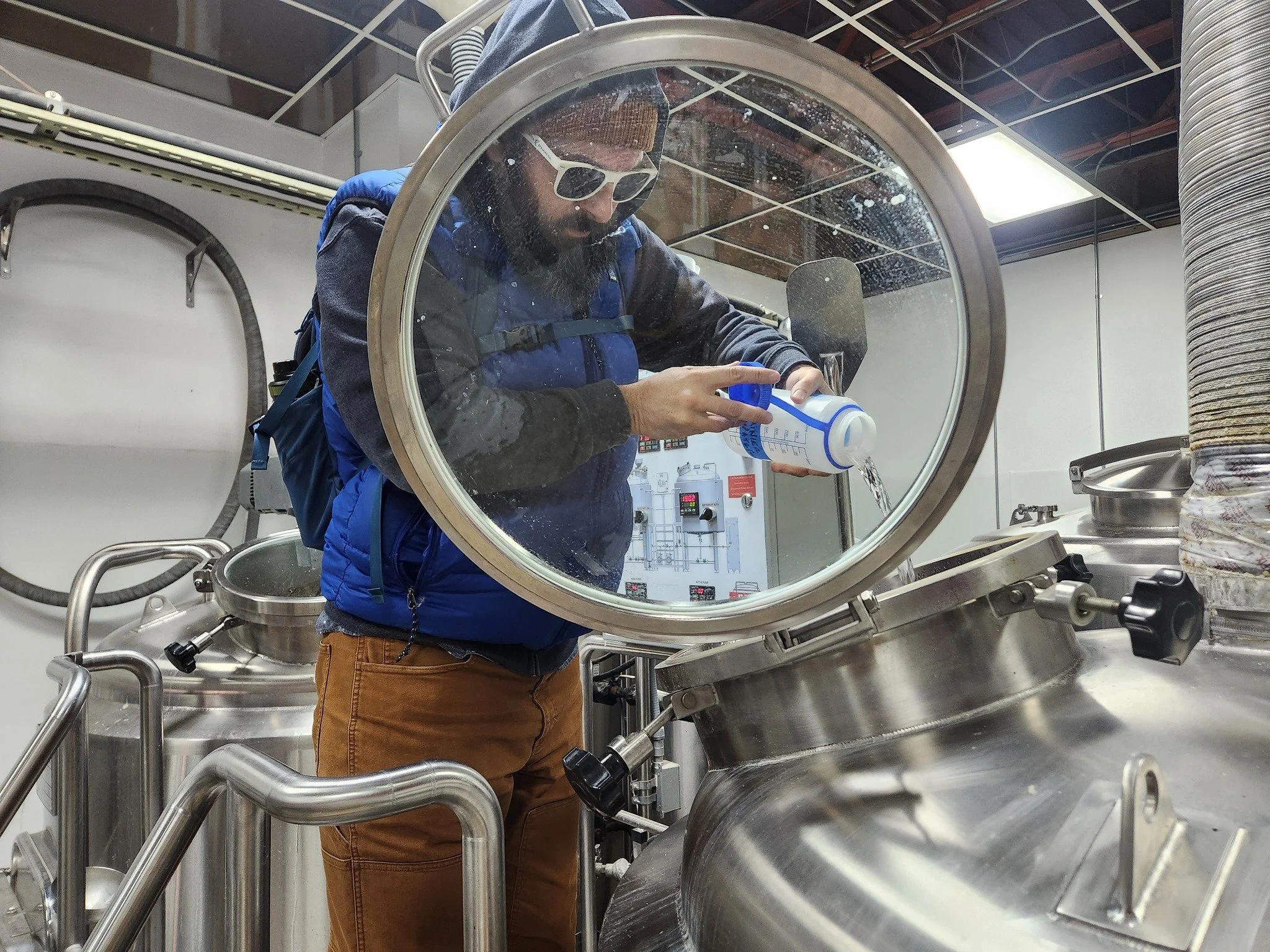 Here's your second sneak peak at what we'll have Saturday at Float Trip 2026!

Eno Crow, 7.7% (Brewed at @starpointbrewing )
This Cascadian Dark Lager (Cold Black IPA) was inspired by the trend of dark IPAs brewed with rich PNW Hops during the late 2