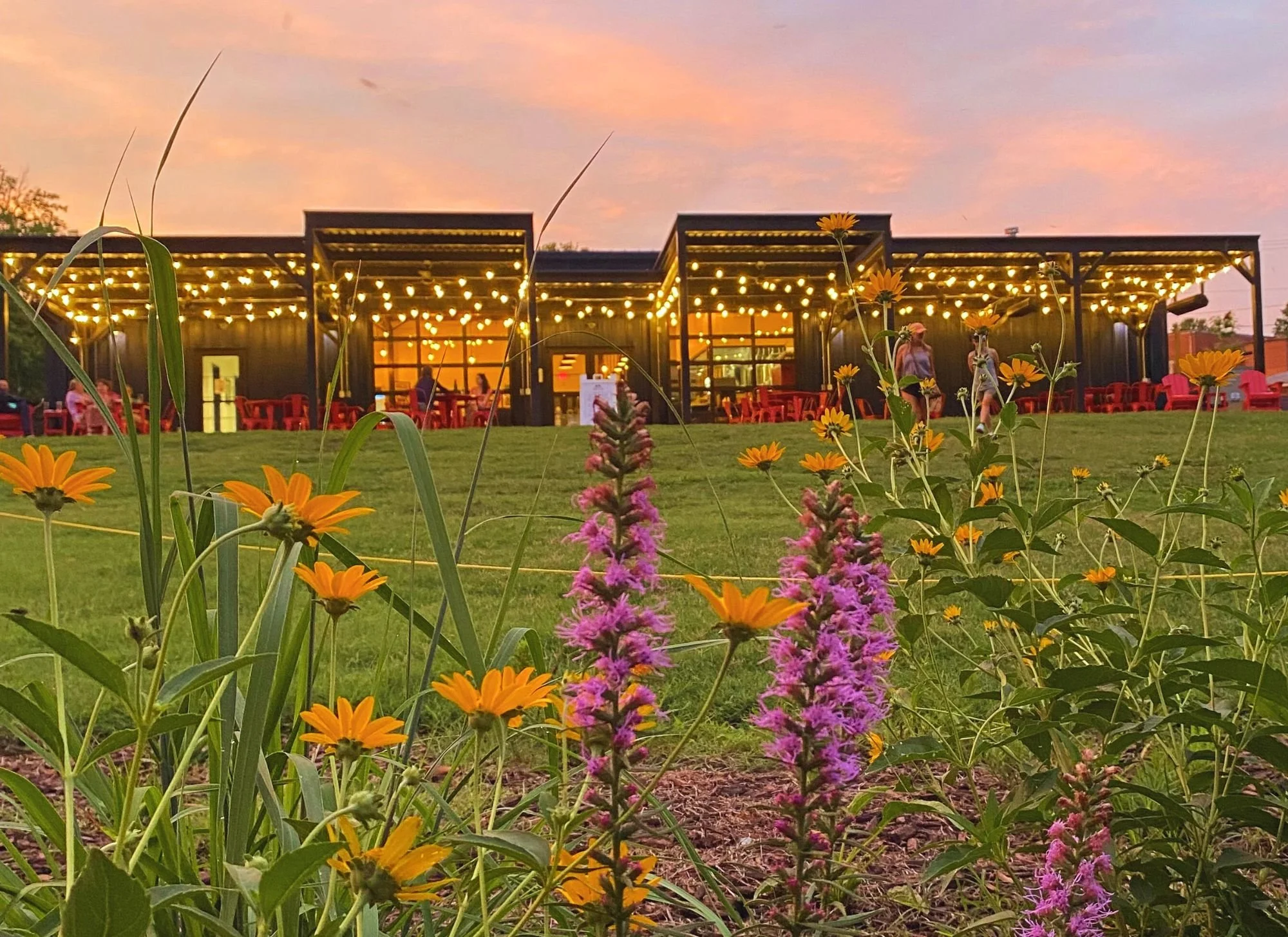 ‼FOOD TRUCKS &amp; EVENTS 3/9-3/15‼

Feeling so lucky to have a little taste of an early spring so far this month, despite what the groundhog said 😂💐 Another super delicious line up of eats and events this week... we can't wait to see yall! And don