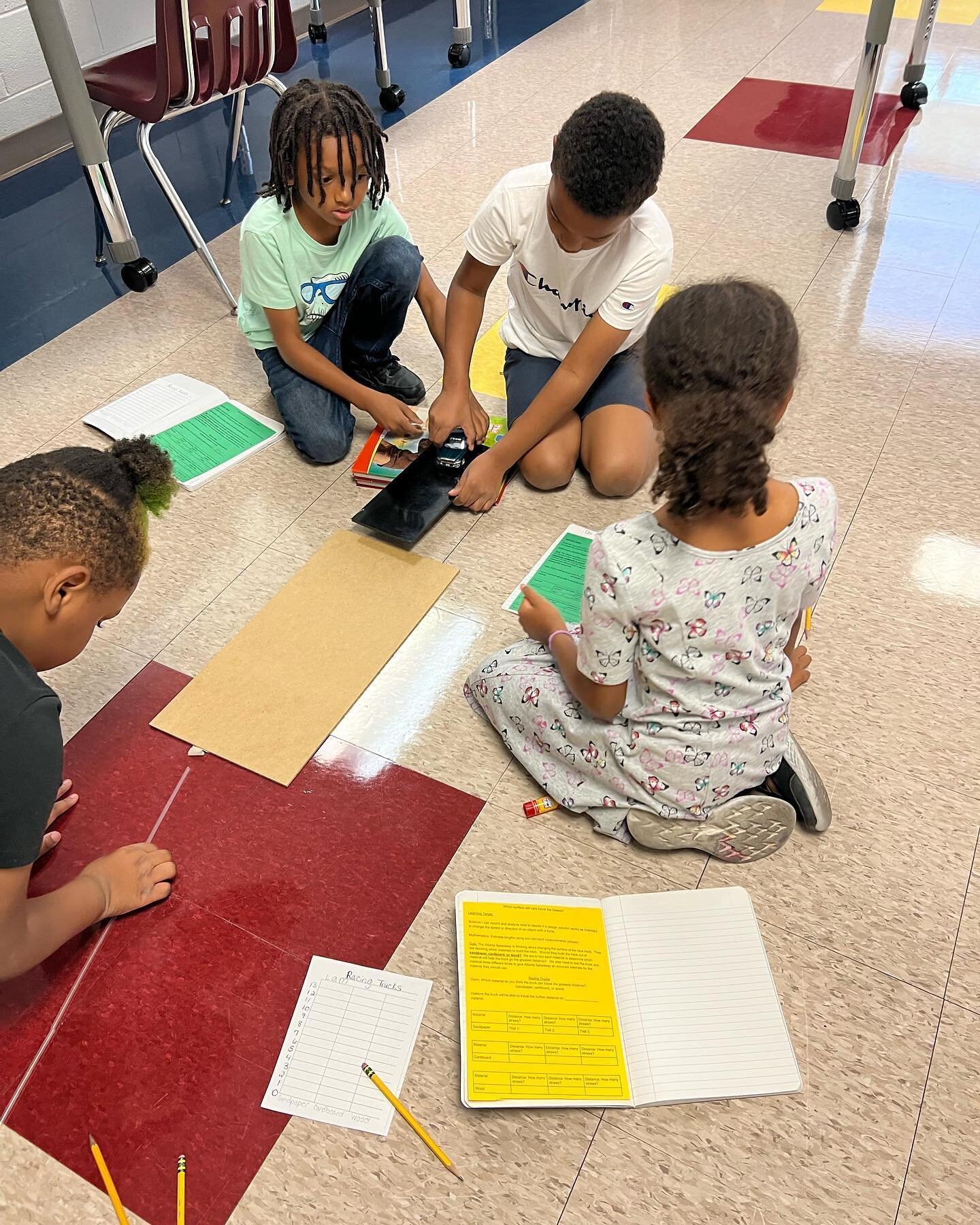 Ms. Harper&rsquo;s 2nd graders are testing different floor surfaces to determine which material will work best for building a 🏎 🏎🏎race track. #STEM @apsupdate @hopehillelementary