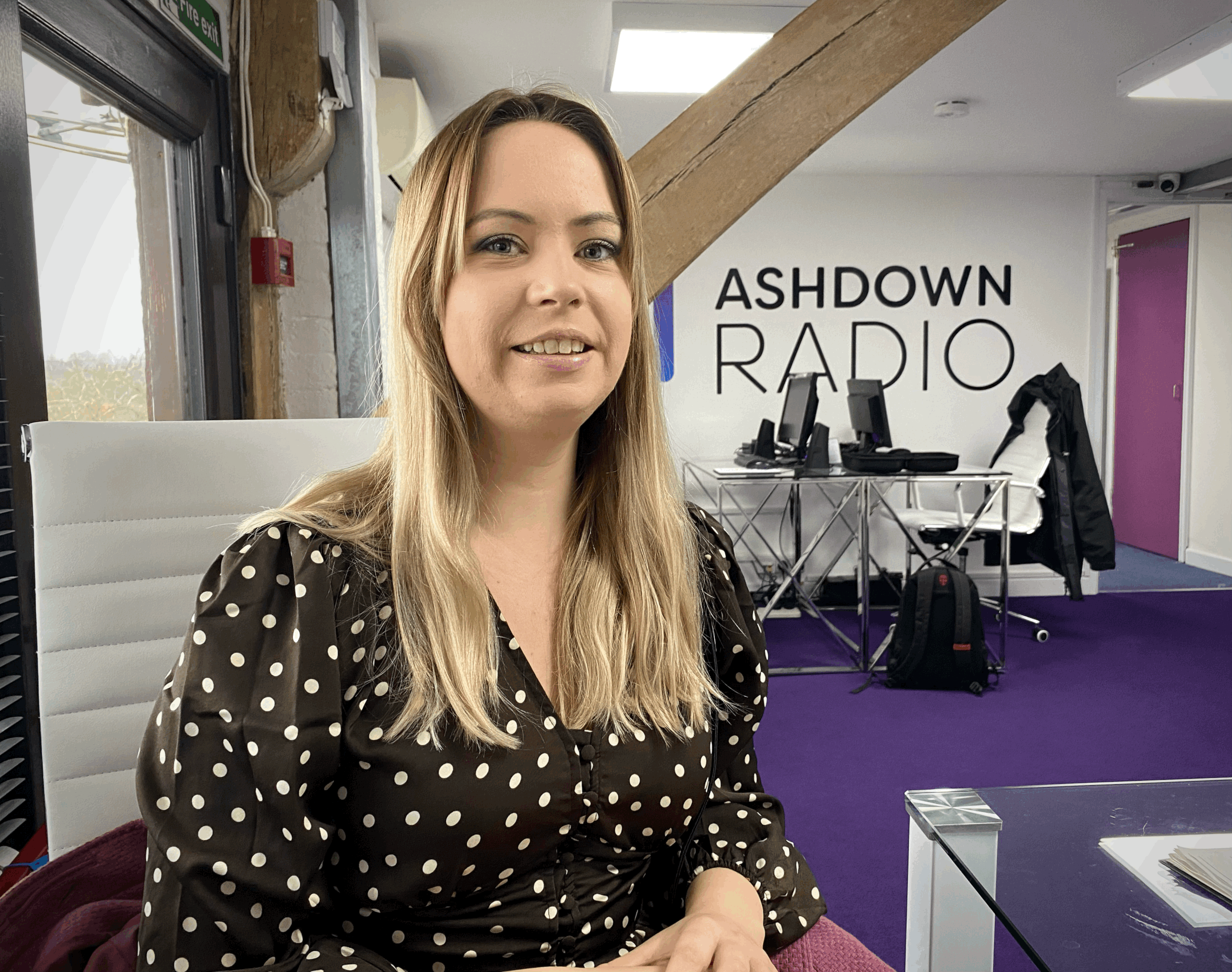 Petraits Goes Live on Ashdown Radio