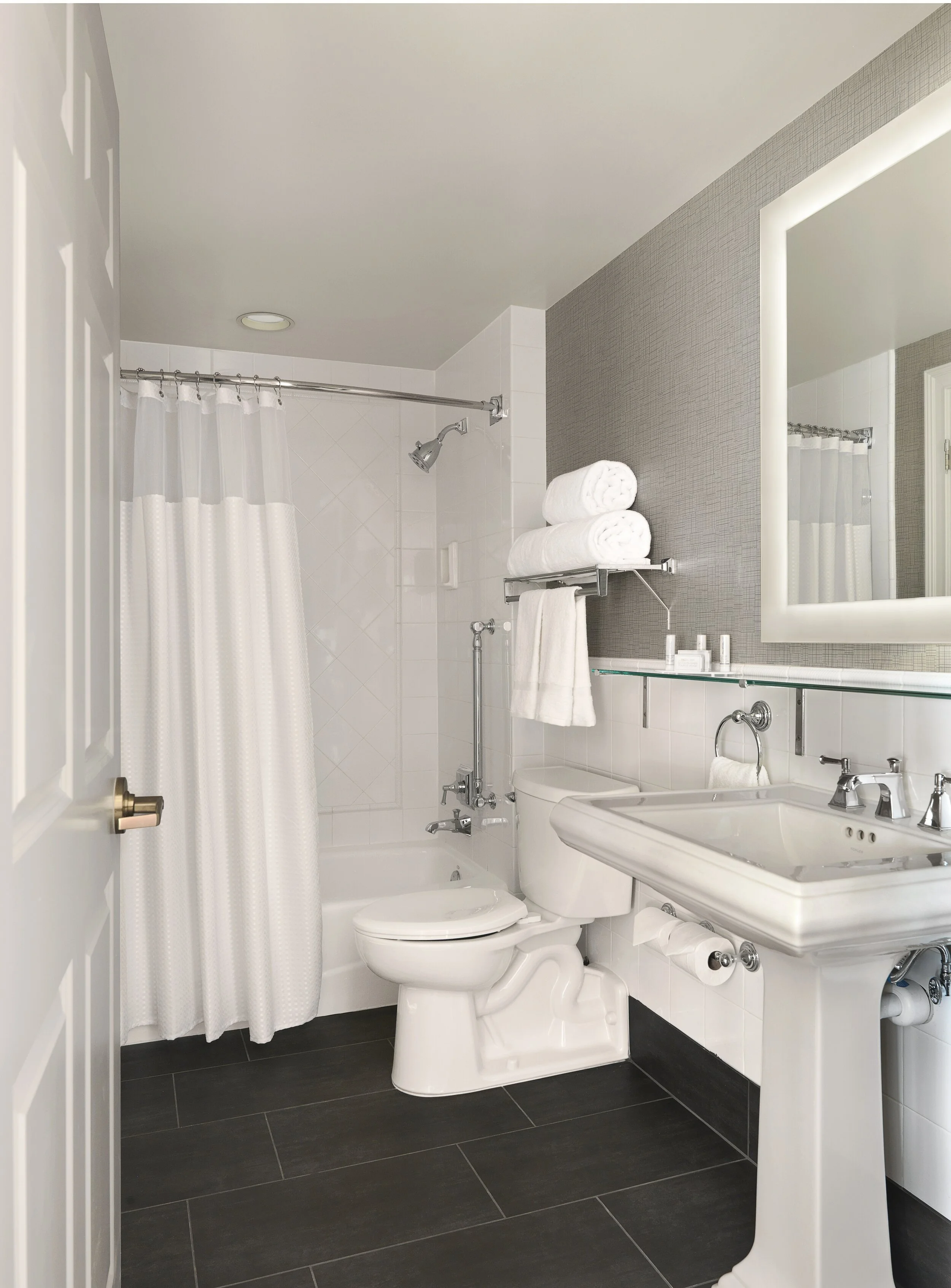 j guest bath.jpg