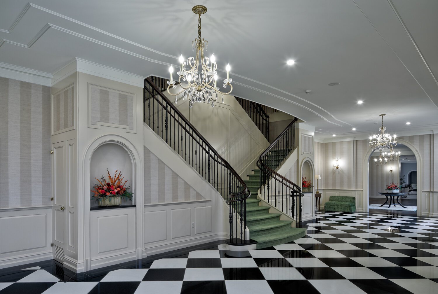 entry foyer.jpg