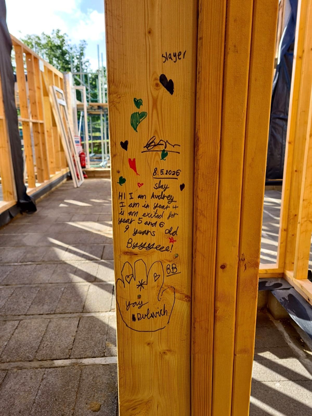 Auburn Group were delighted to welcome the children in years 4 & 5 from Dulwich Cranbrook Primary School on-site to our new upper prep building. 

The pupils had the exciting opportunity to leave their mark on the building by signing personal message