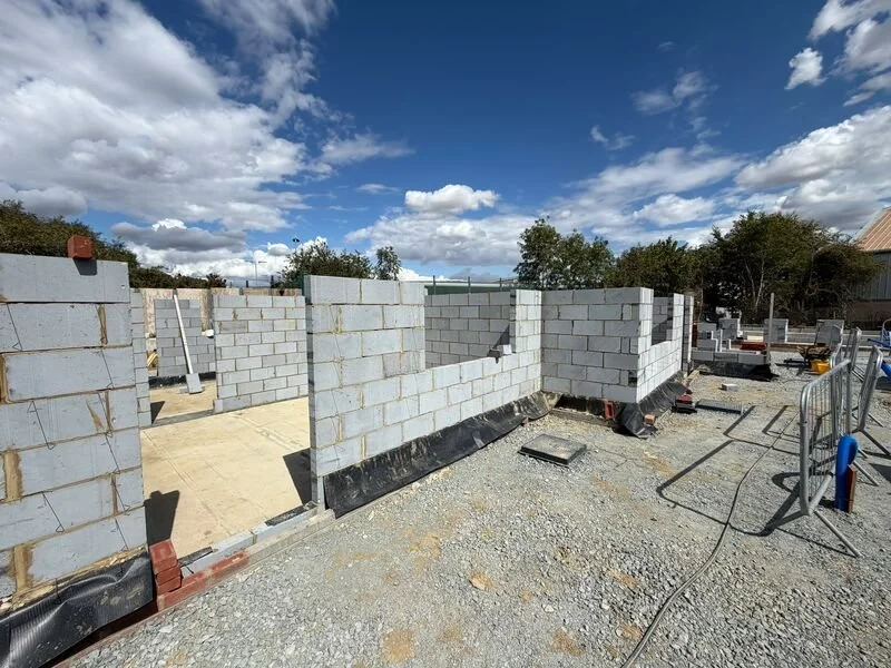 We’re pleased to share that brick and blockwork has now commenced on site at the north end of Lundy Close, Eastwood, for Southend-on-Sea City Council, marking another exciting stage in the progress of the project. 

As the blockwork rises, the homes 