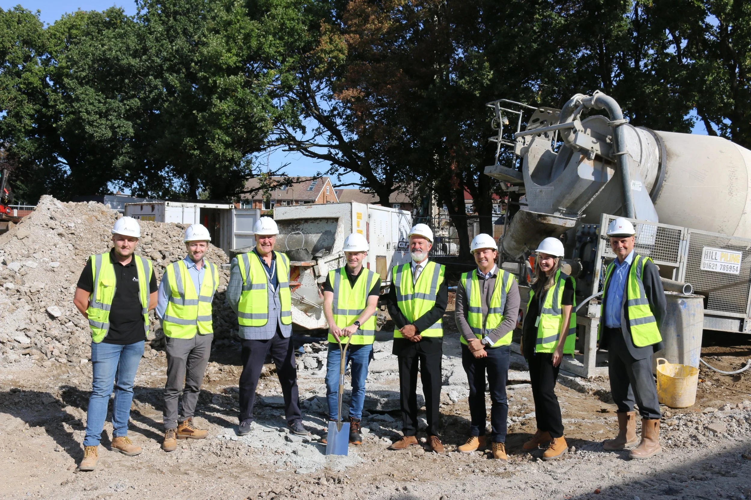 New council homes at Stanford-Le-Hope on the way

Construction is underway on six modern council homes on a disused garage site, providing much-needed homes for local people.

The development by Thurrock Council in Lyndhurst Road, Stanford-Le-Hope, c