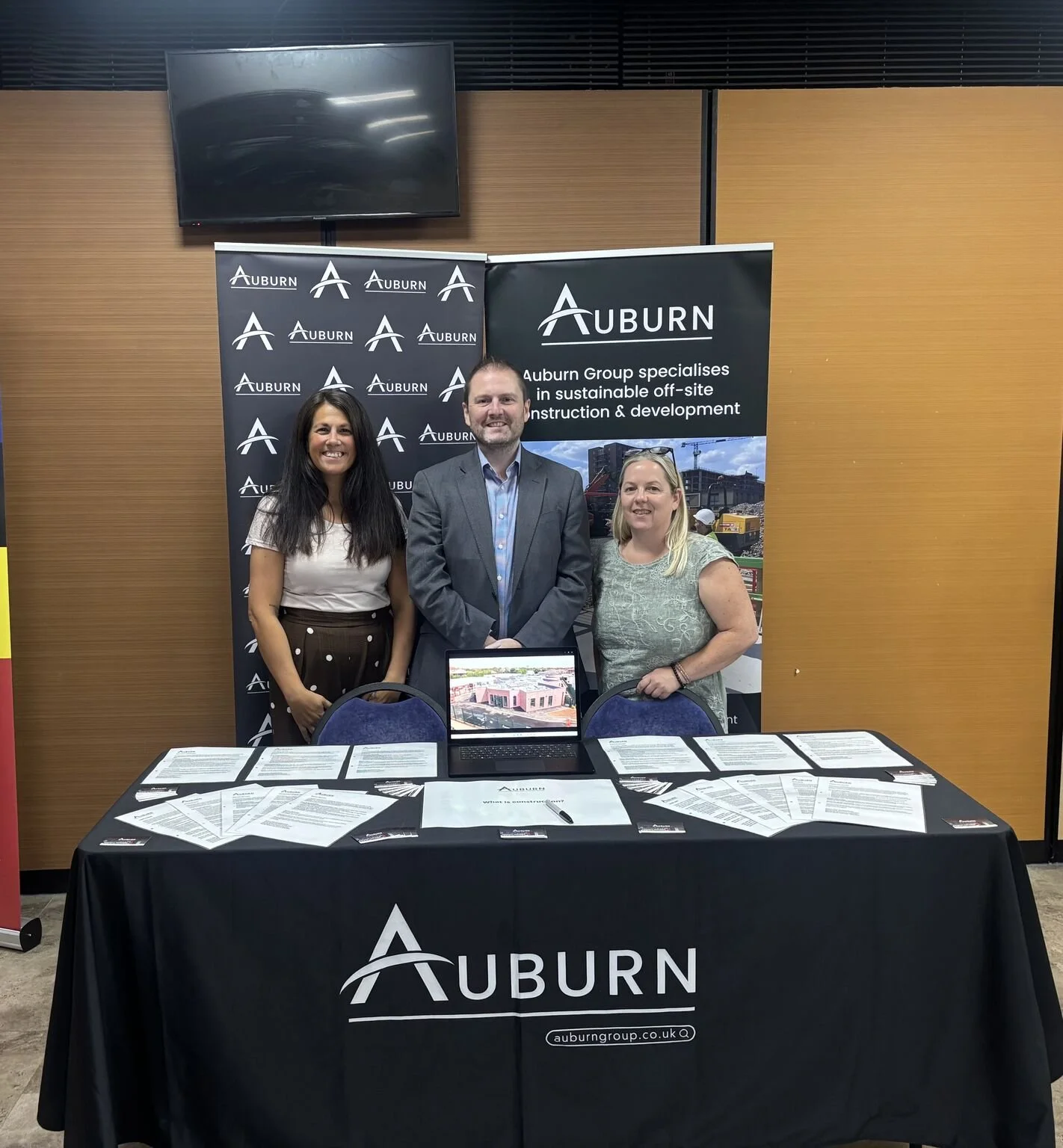 Auburn Group is excited to be attending Southend's Interactive Careers Day with Southend-on-Sea City Council 

Join us in the Charter Suite at Southend Civic Centre, where we'll be meeting young people, families, and professionals to discuss opportun