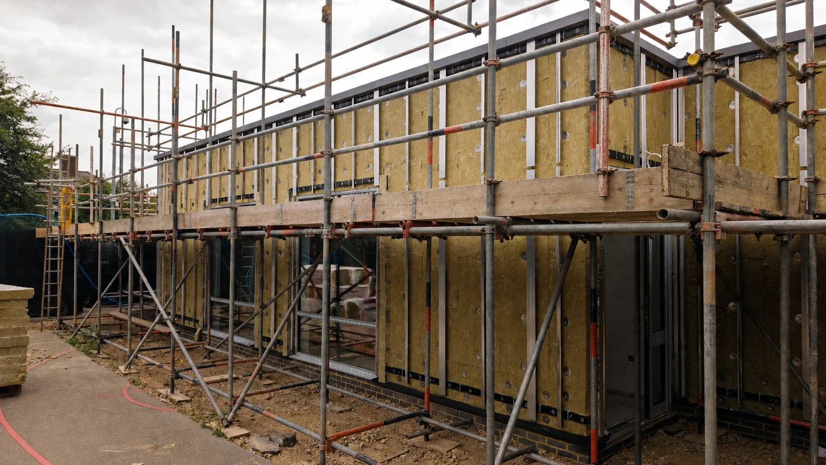 Roding School Photo 2.jpg