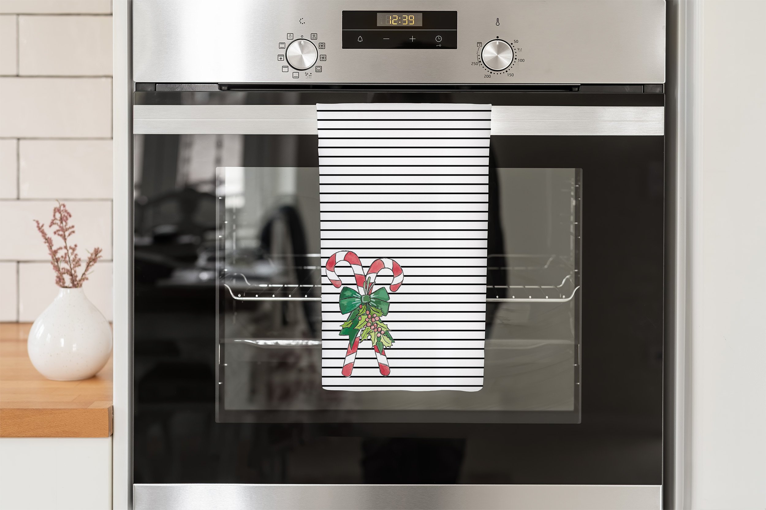 strippedcandycanetowel_oven.jpg