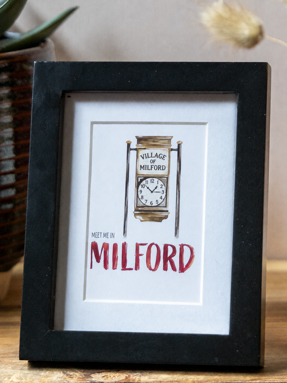 Abigail Leigh Designs Tiny Frame Milford clock red -2.png